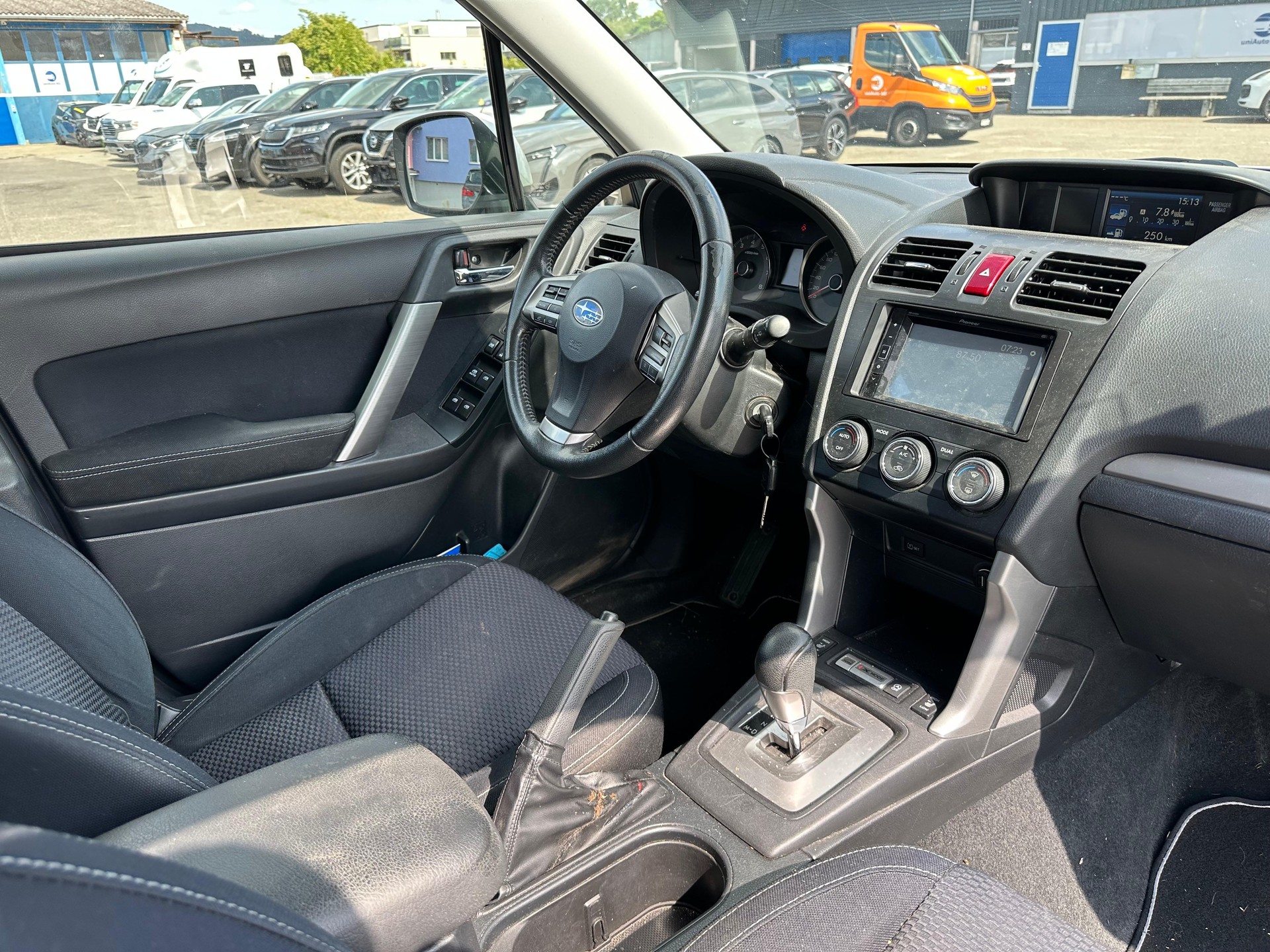 SUBARU Forester 2.0i Advantage Lineartronic-image-14
