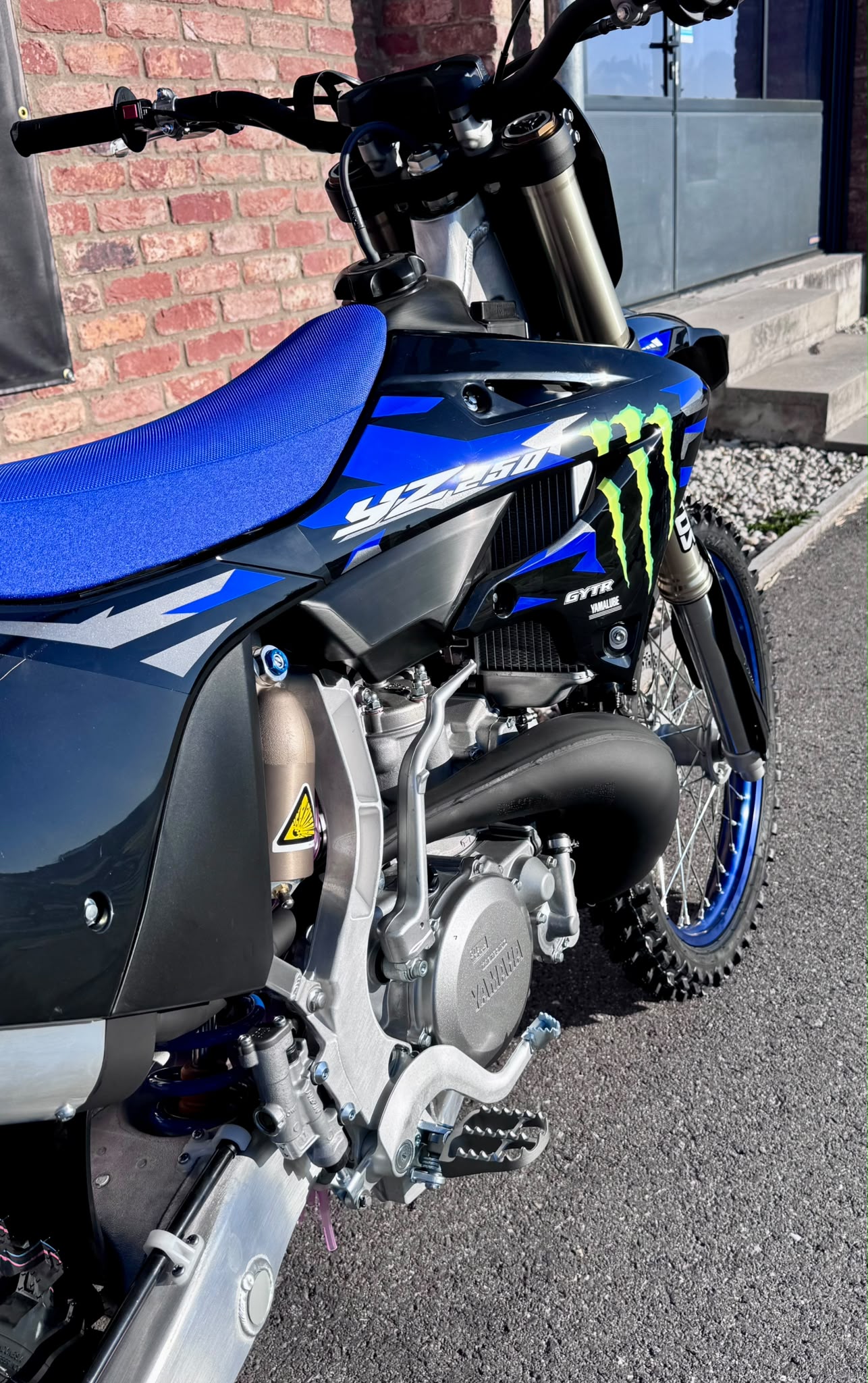 YAMAHA 2025-showroom-element-3