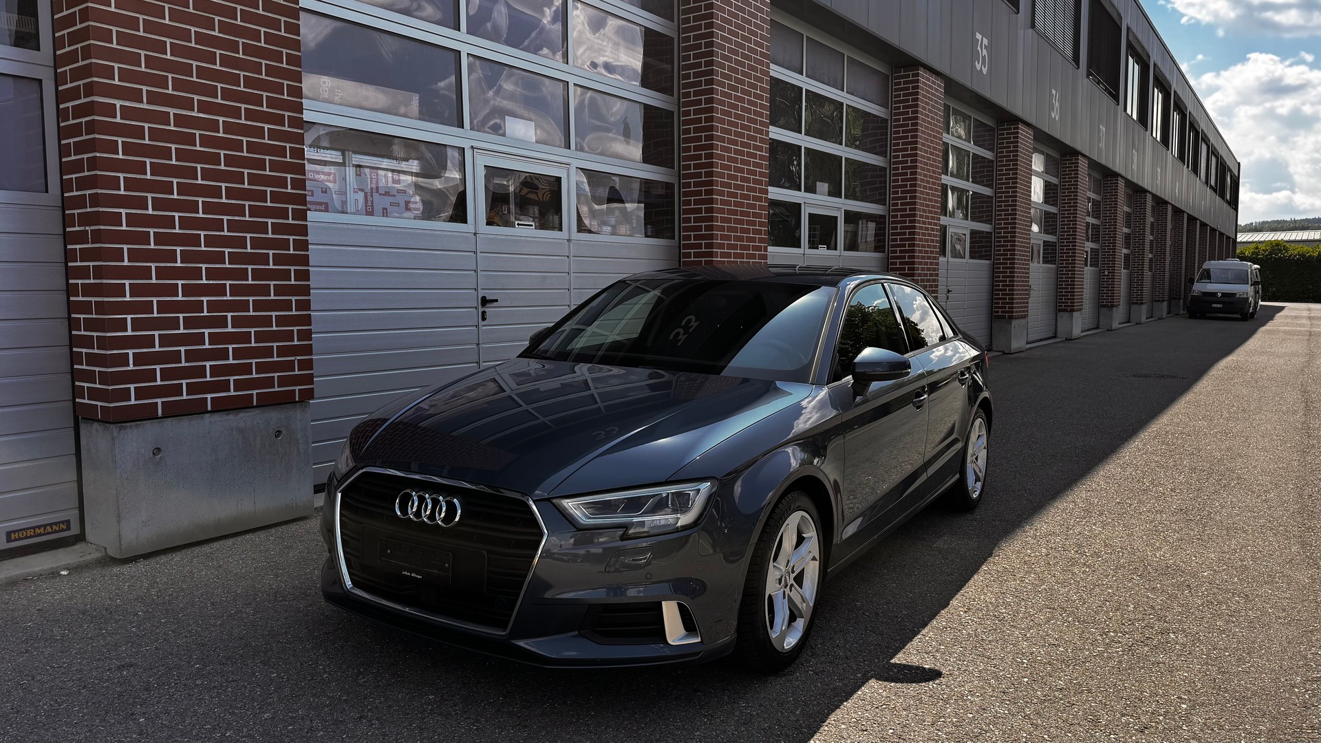 AUDI A3 Limousine 1.4 TFSI S-tronic-image-0