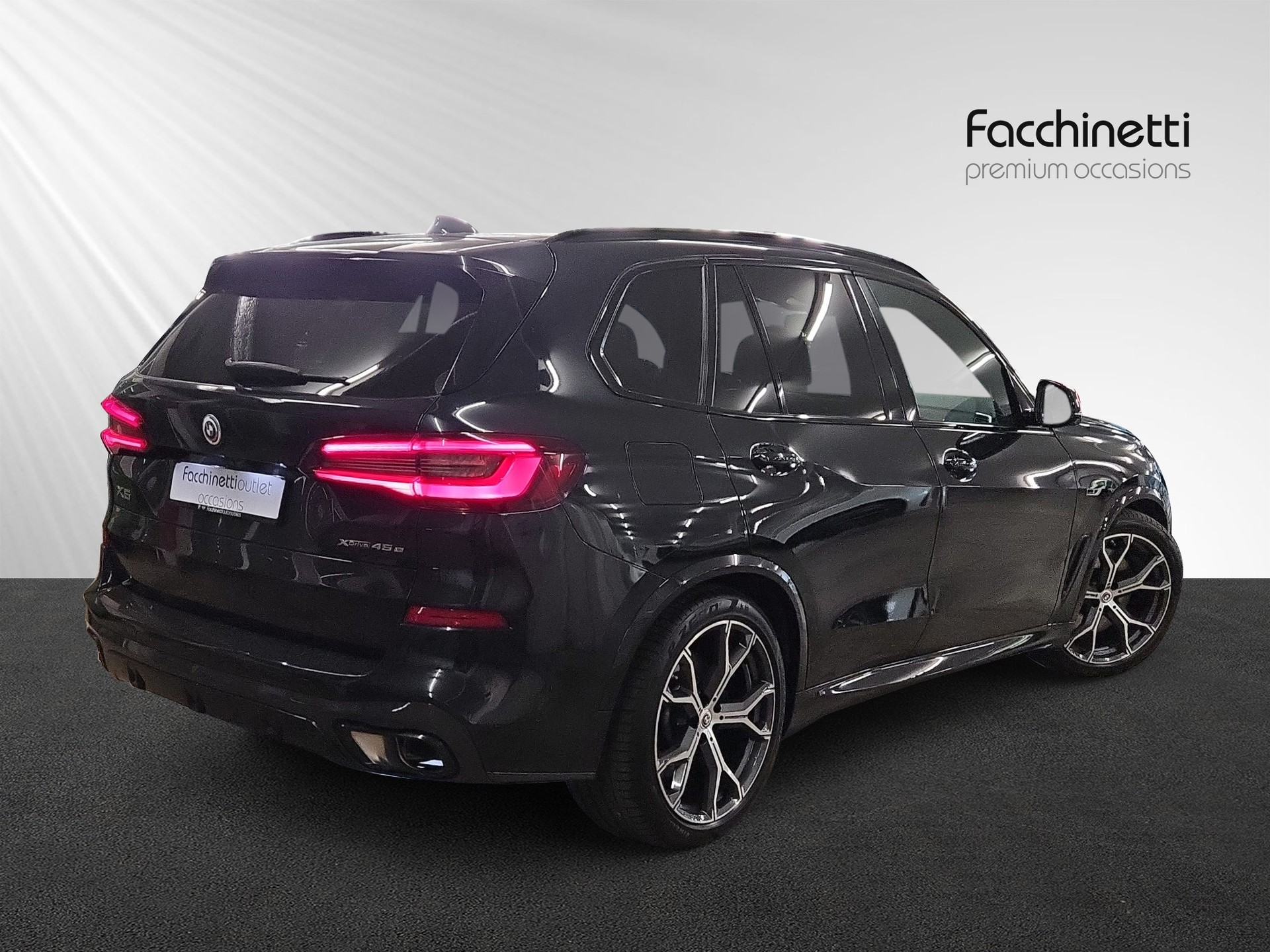 BMW X5 xDrive45e M Sport Steptronic-image-2