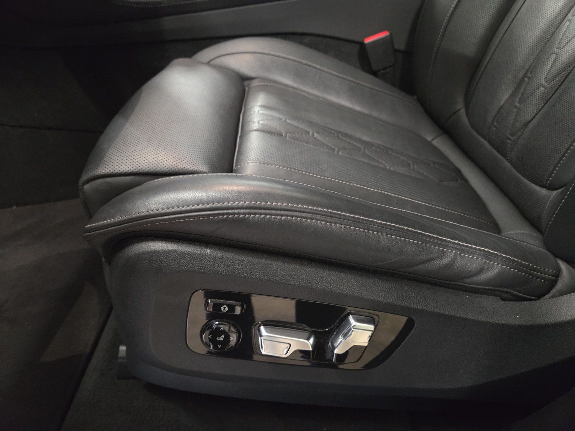 BMW X5 xDrive45e M Sport Steptronic-image-18