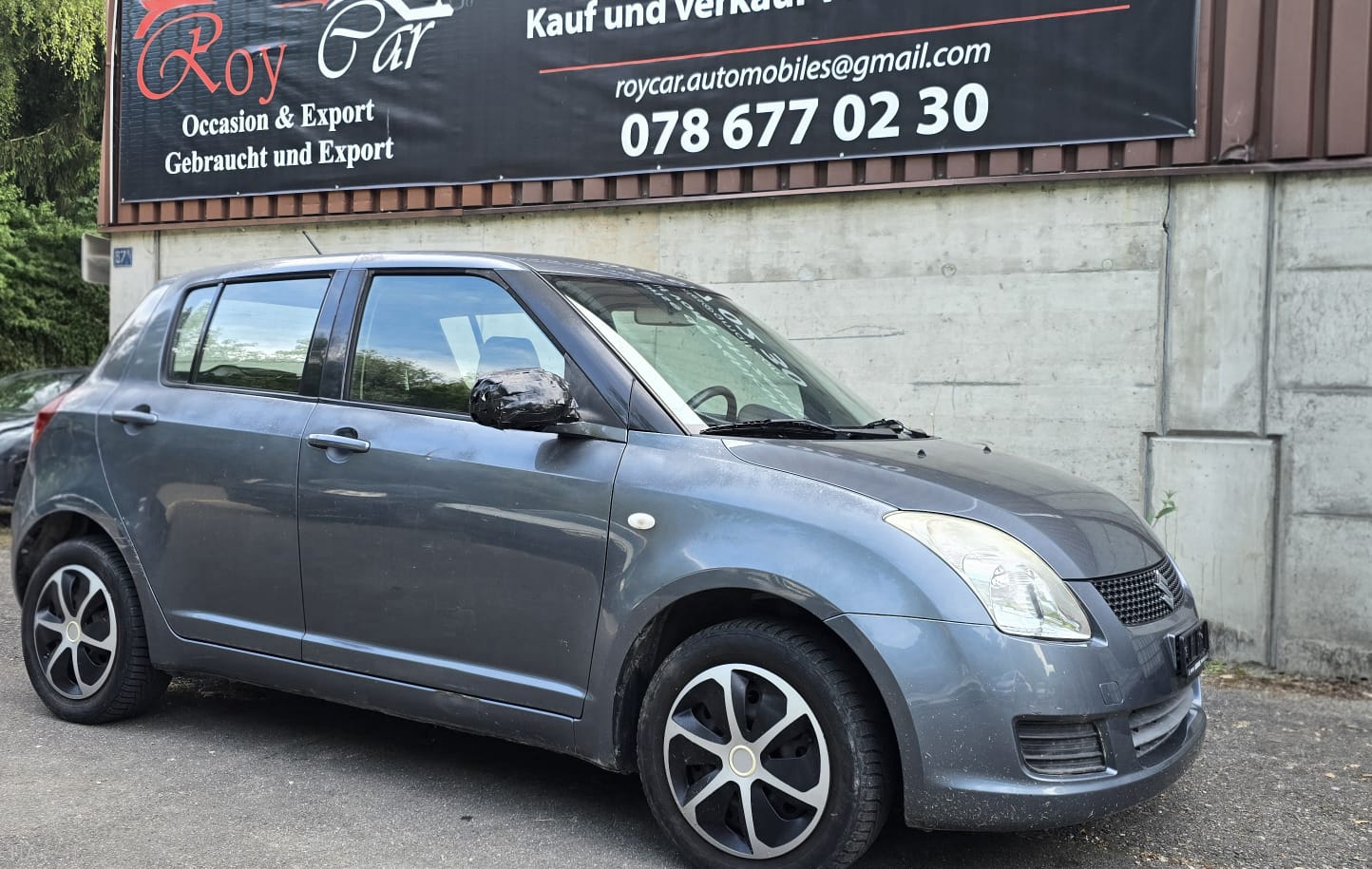 SUZUKI Swift 1.3i 16V GL Top 4x4-image-0