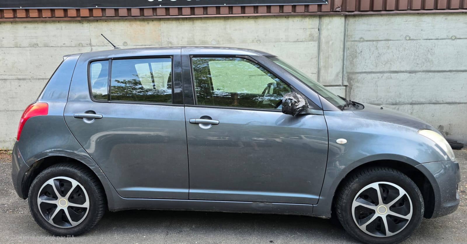 SUZUKI Swift 1.3i 16V GL Top 4x4-image-2
