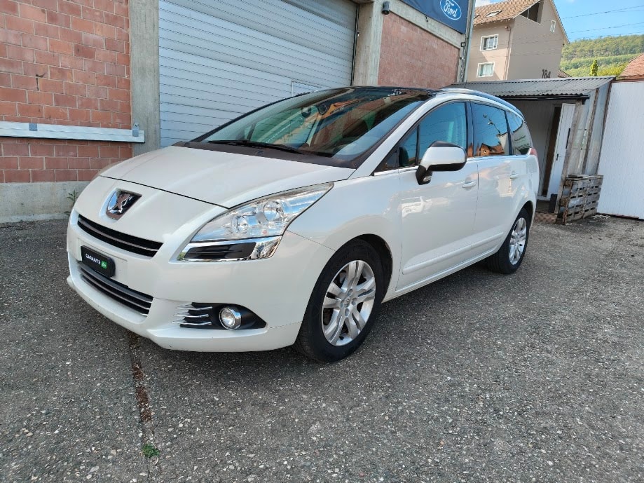 PEUGEOT 5008 1.6 16V T Sport Pack Automatic-image-0
