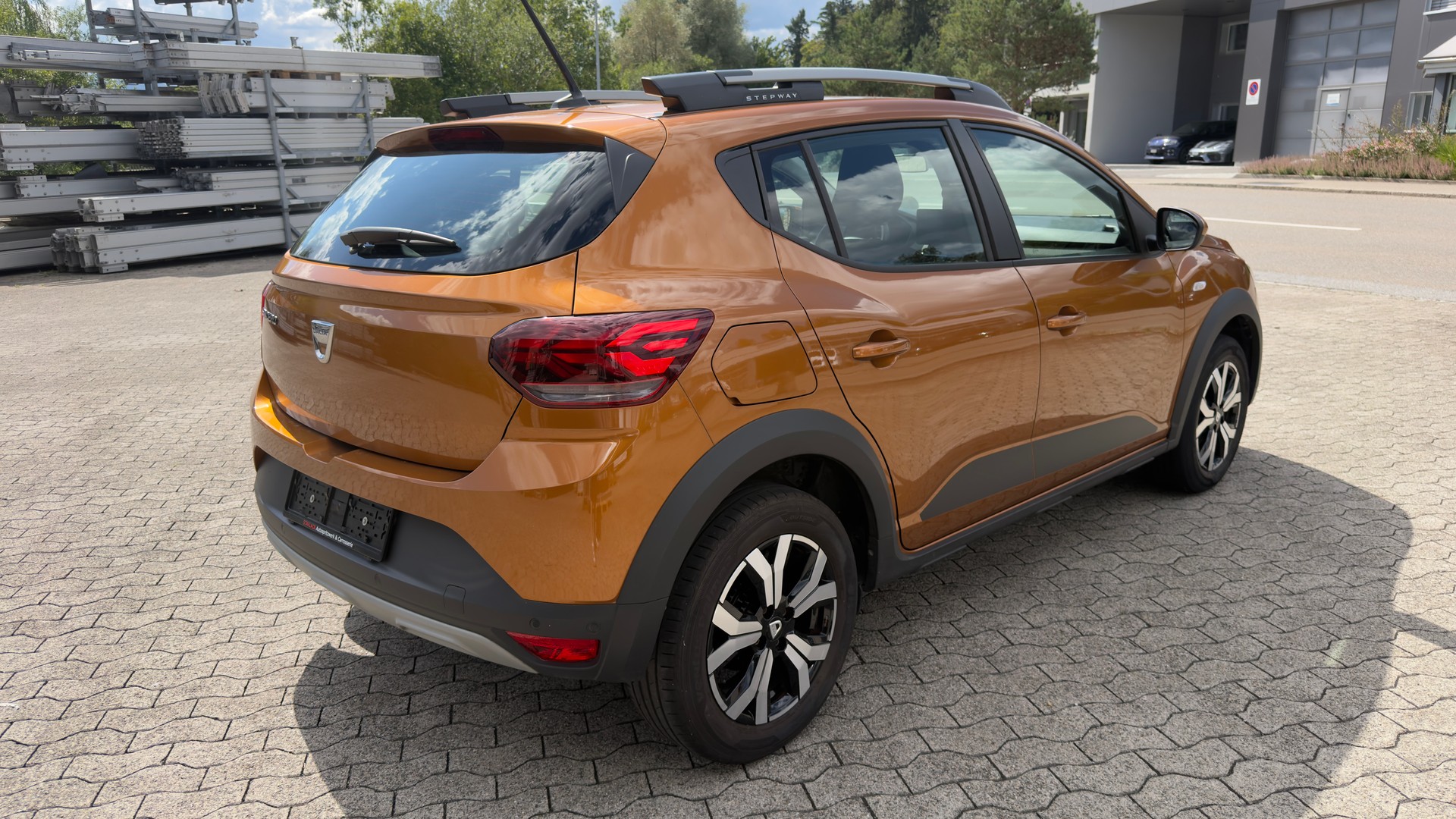 DACIA Sandero Stepway TCe 90 Comfort-image-4