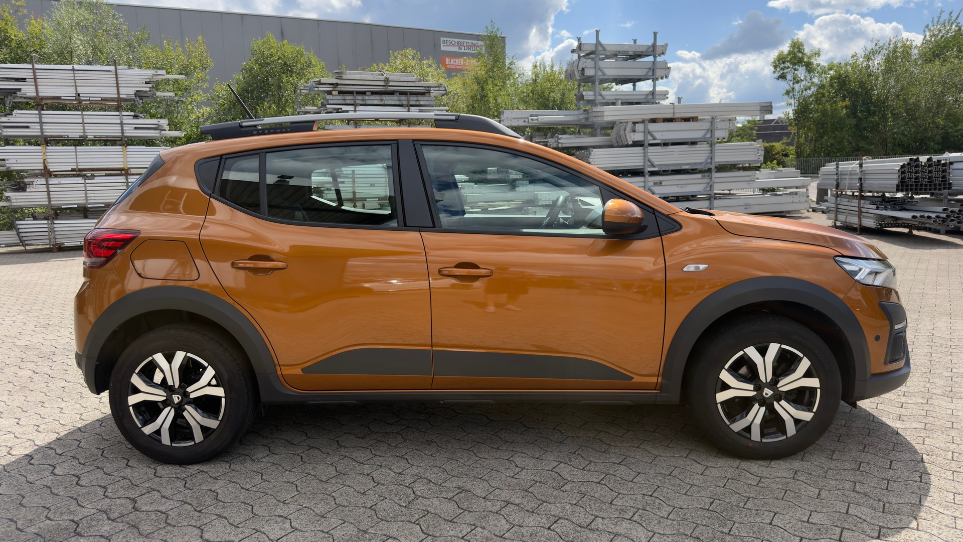 DACIA Sandero Stepway TCe 90 Comfort-image-5