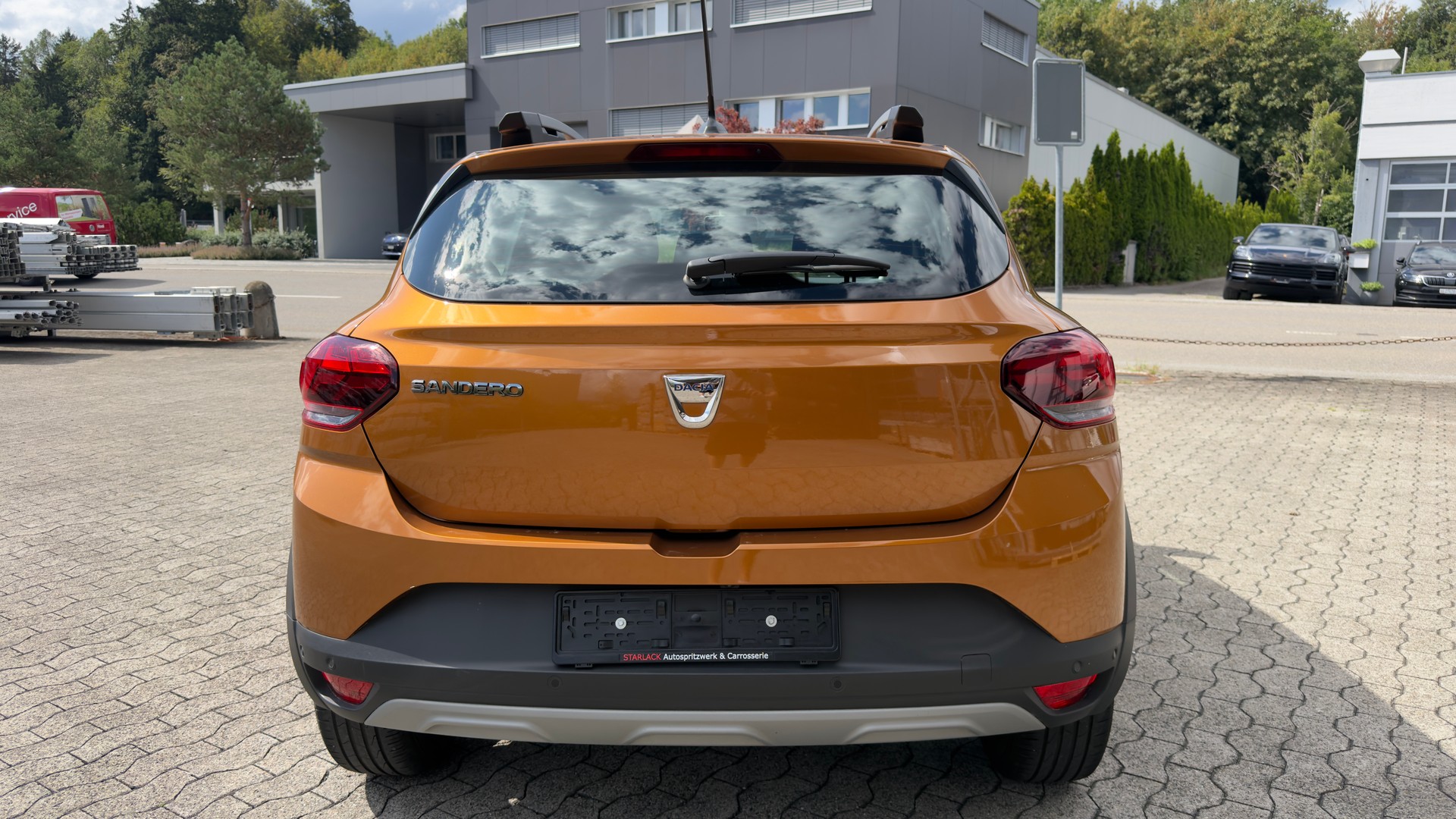 DACIA Sandero Stepway TCe 90 Comfort-showroom-element-3