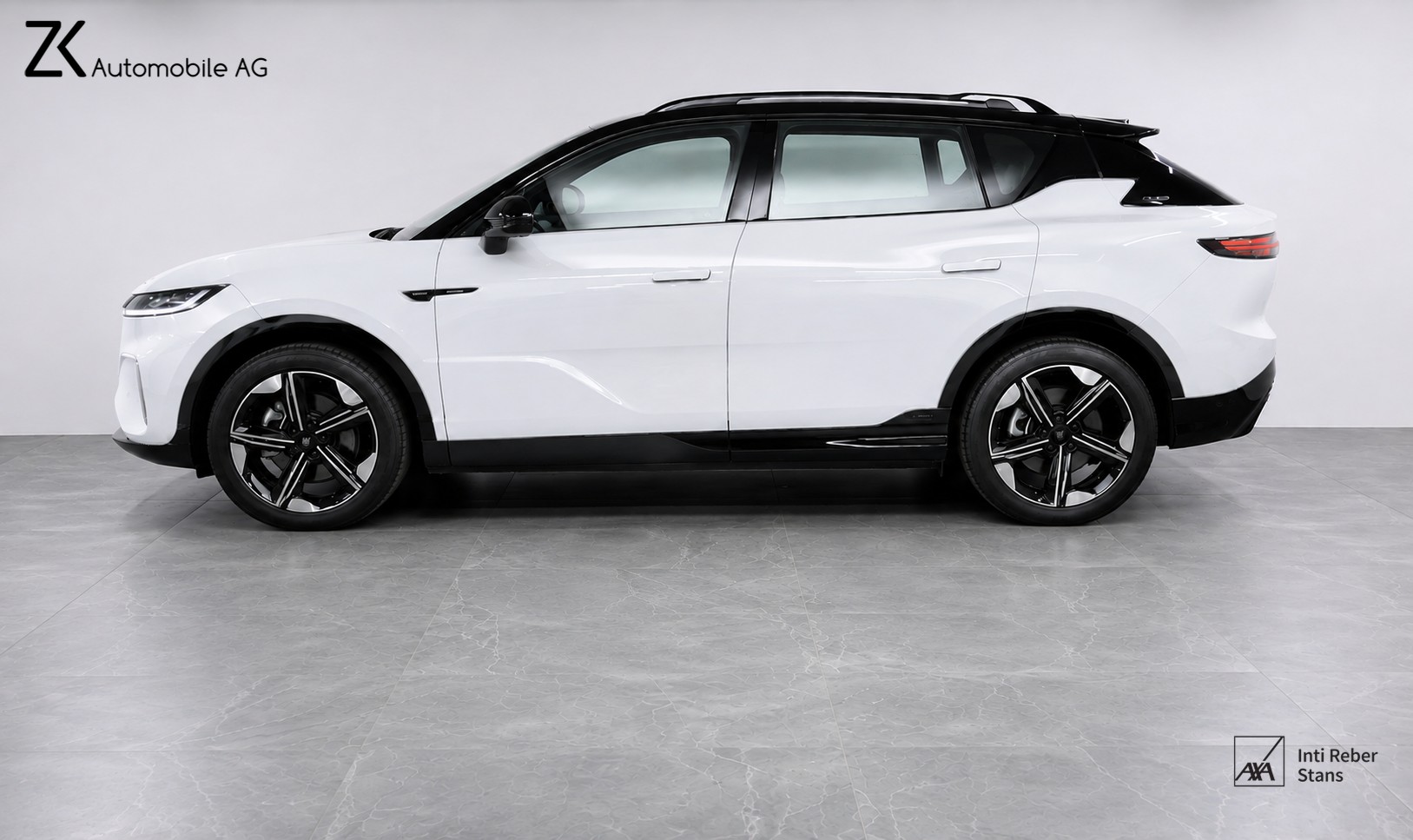VOYAH Courage 80 kWh 4WD 435PS Moonlight White-showroom-element-2
