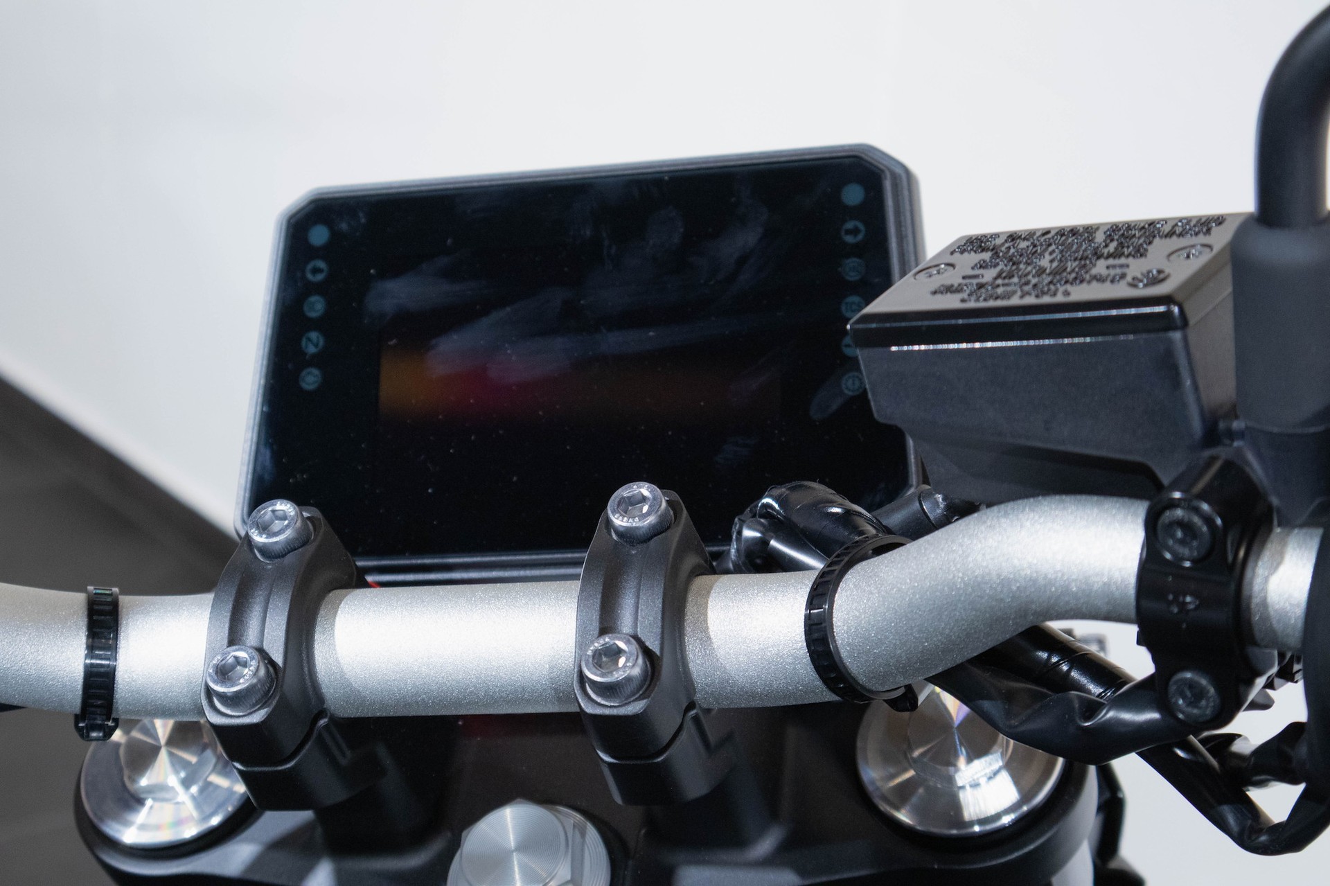 YAMAHA MT-07 Y-AMT-image-10