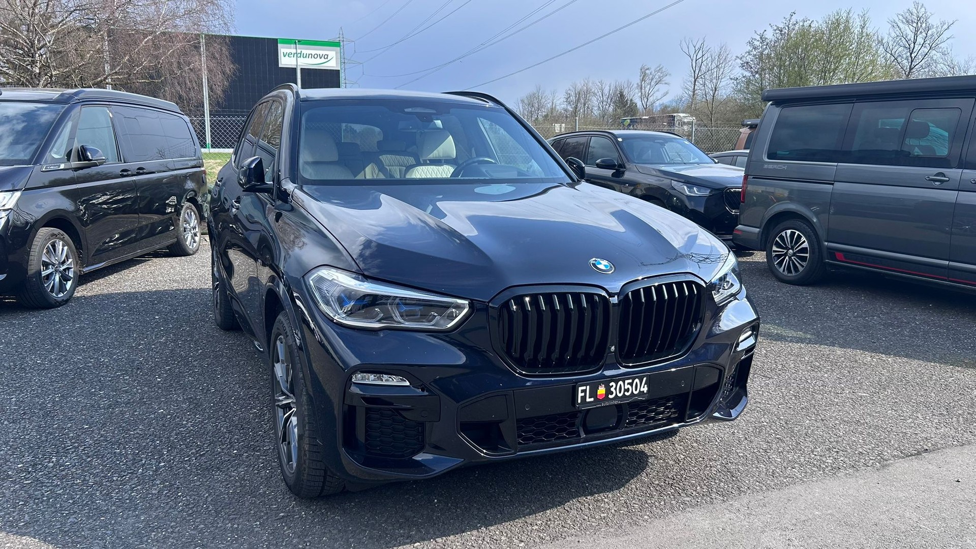 BMW 45e xDrive M Sport Steptronic-image-1