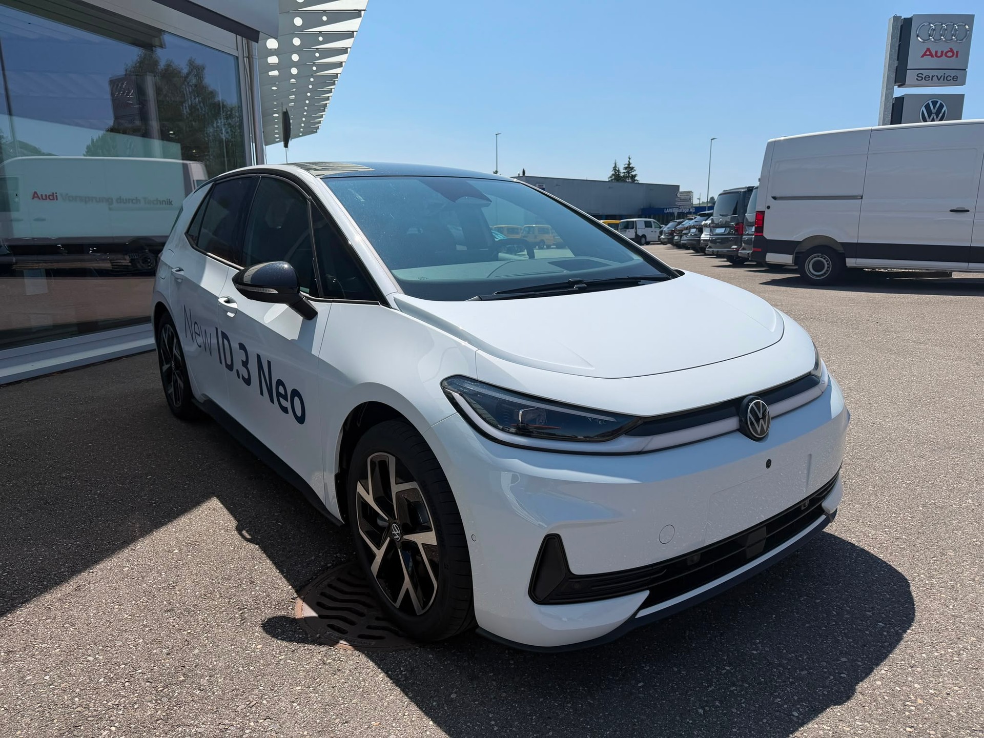 VW ID.3 Neo 79 kWh 231 PS Style-image-6