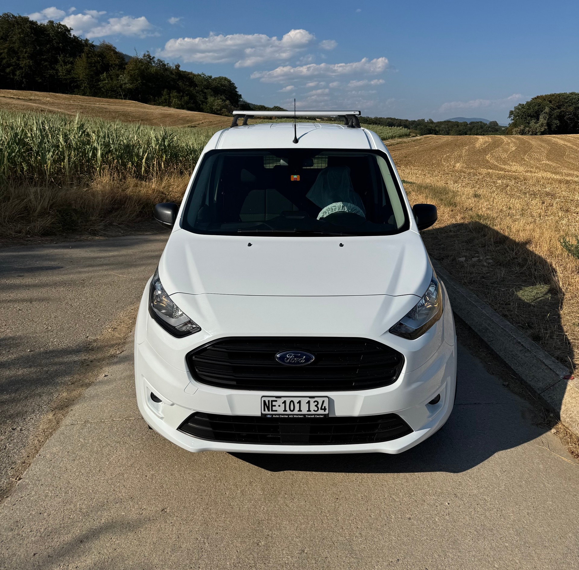 FORD TRANSIT CONNECT-image-0