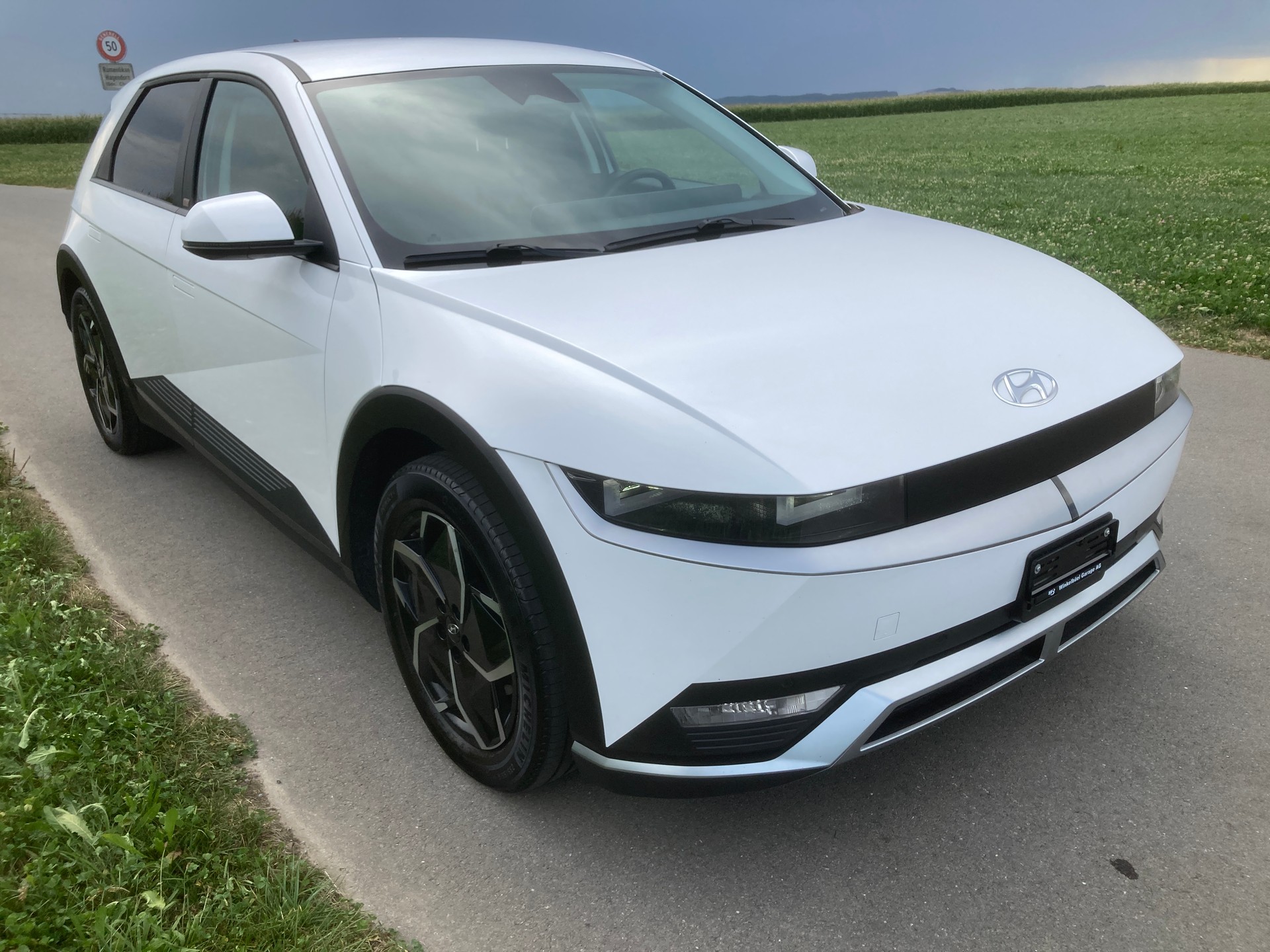 HYUNDAI Ioniq 5 77kWh Origo 4WD mit Anhängerkupplung-image-1