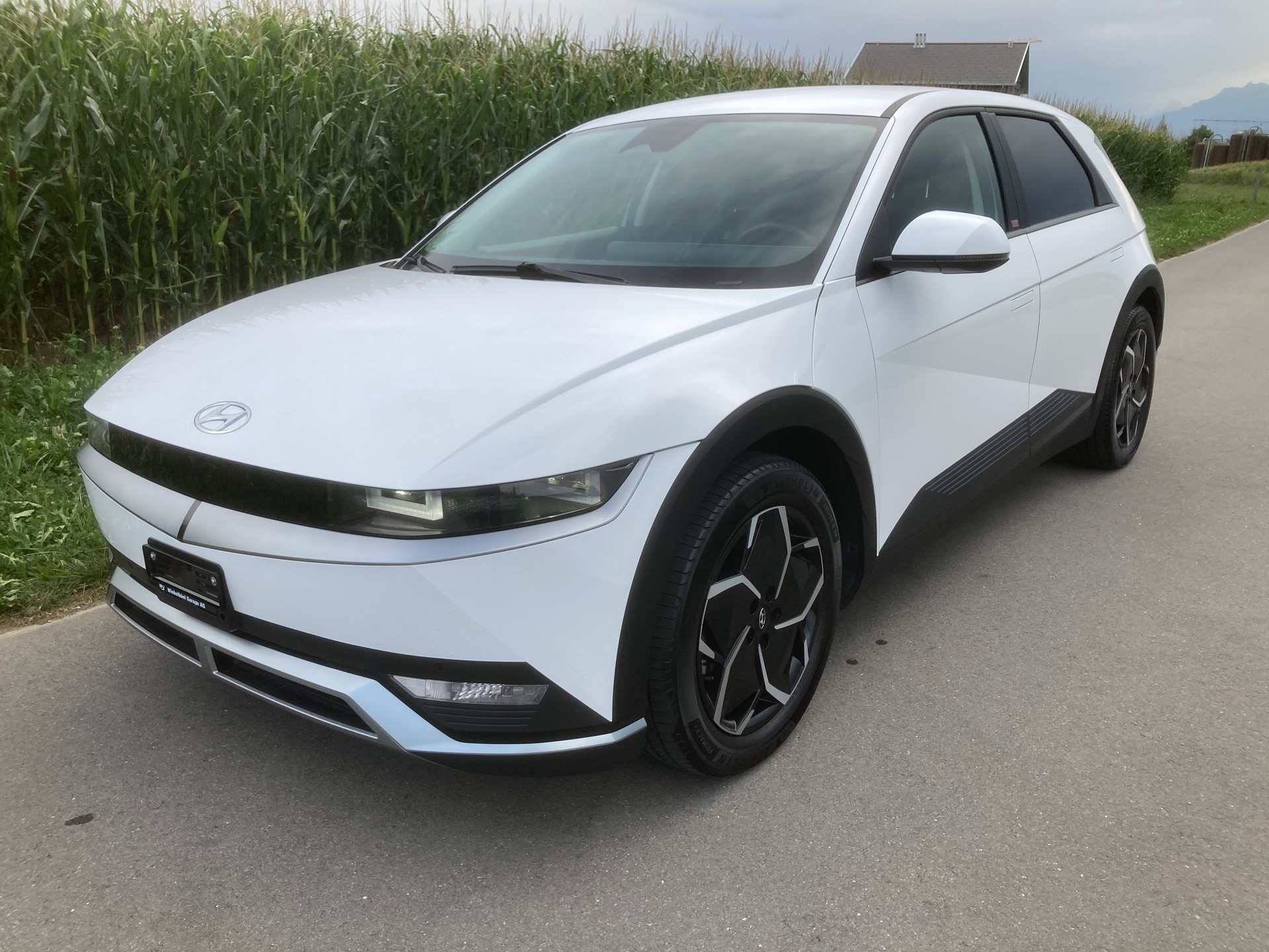HYUNDAI Ioniq 5 77kWh Origo 4WD mit Anhängerkupplung-image-0