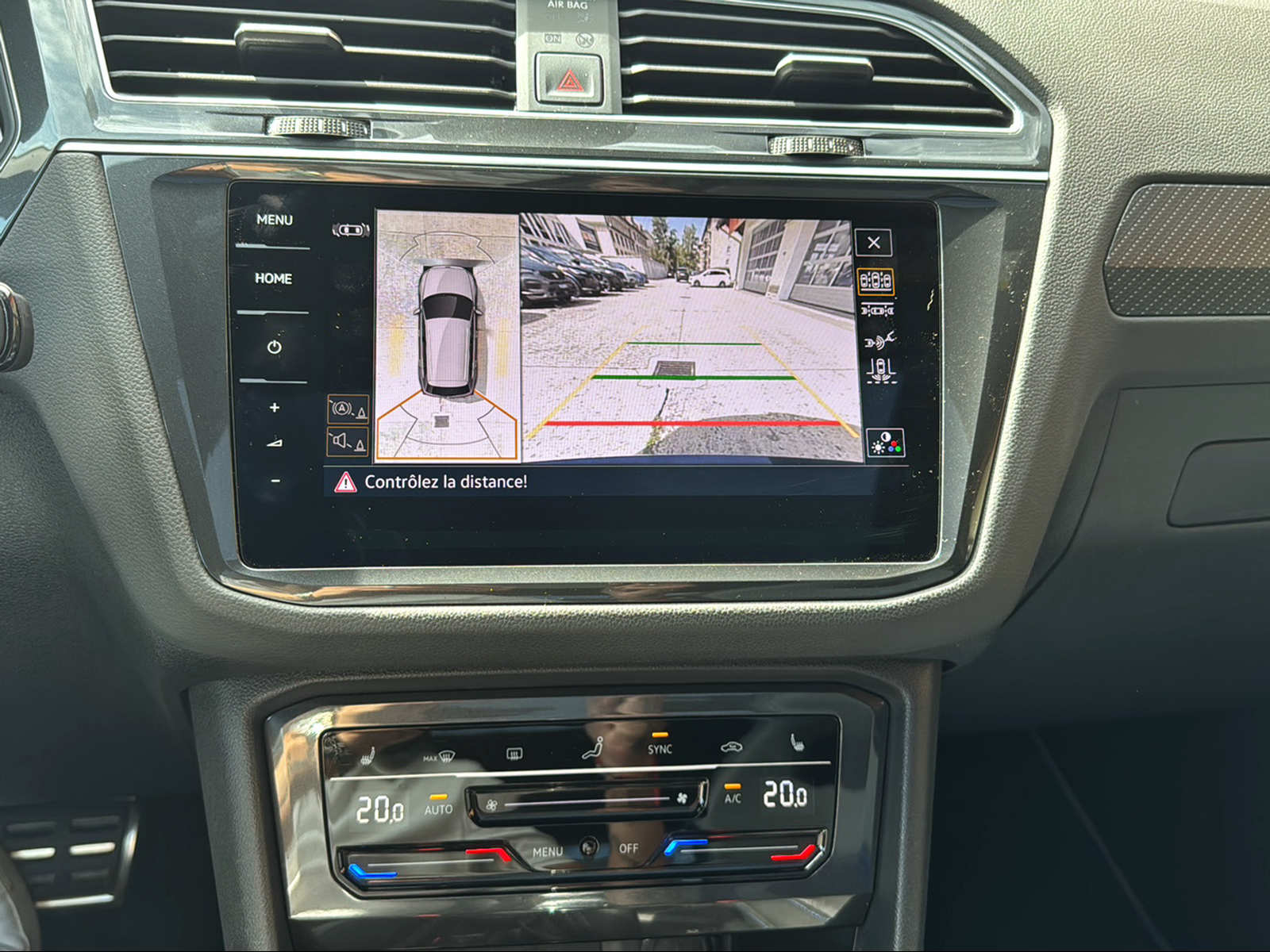 VW Tiguan 2.0TSI R 4Motion DSG-image-17