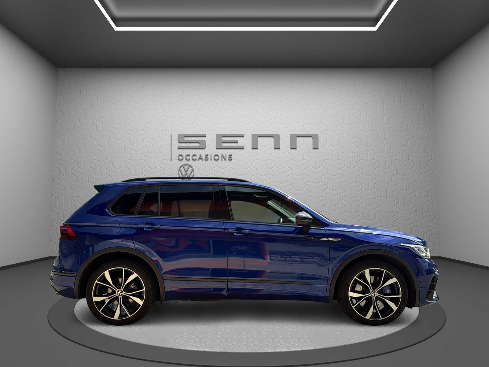 VW Tiguan 2.0TSI R 4Motion DSG-image-6