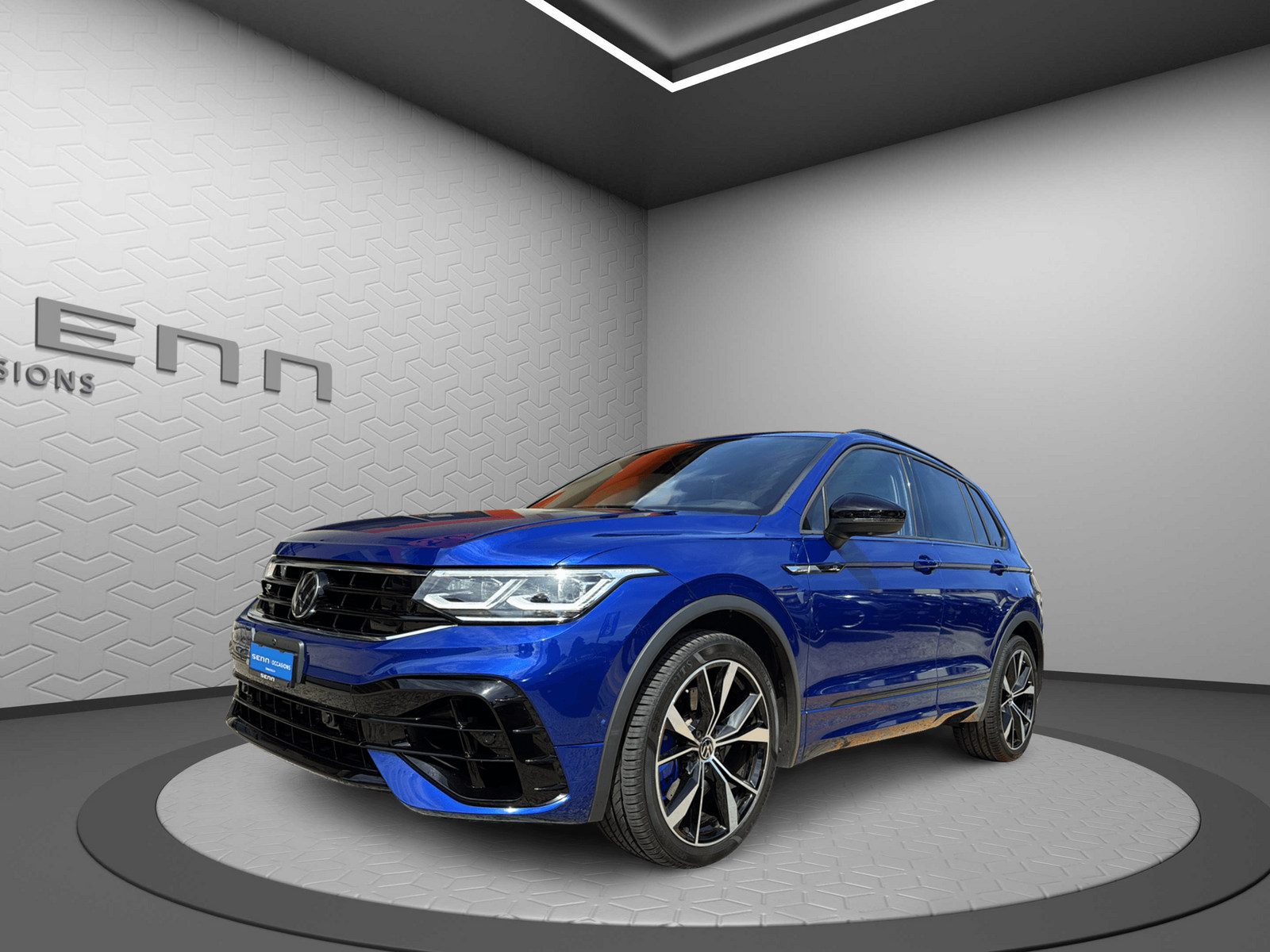 VW Tiguan 2.0TSI R 4Motion DSG-image-0