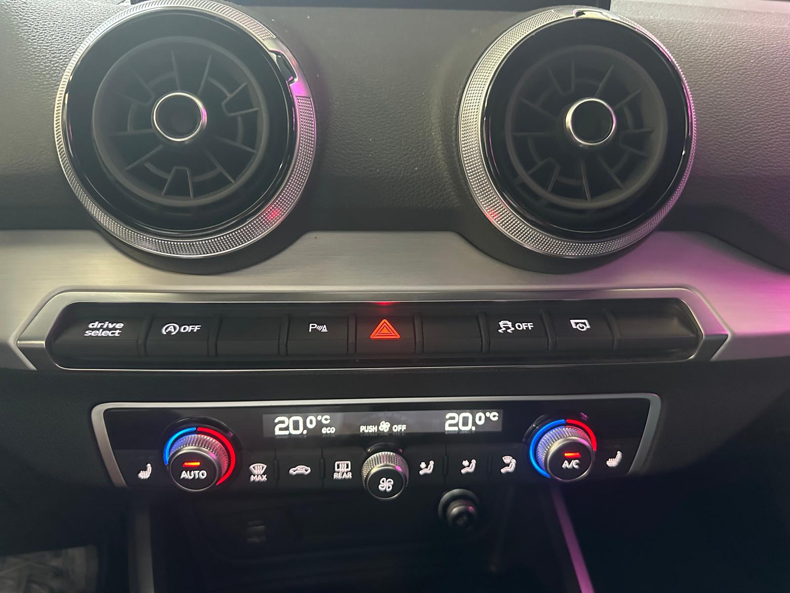 AUDI Q2 35 TFSI S line S-tronic *Attelage amovible *Jantes 19"-image-23