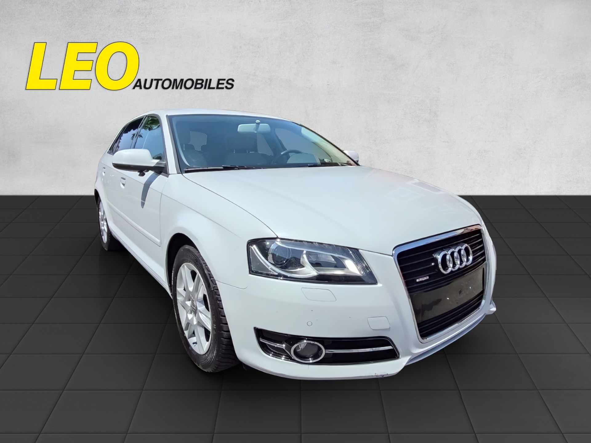 AUDI A3 Sportback 2.0 TDI Ambition S-tronic-image-0