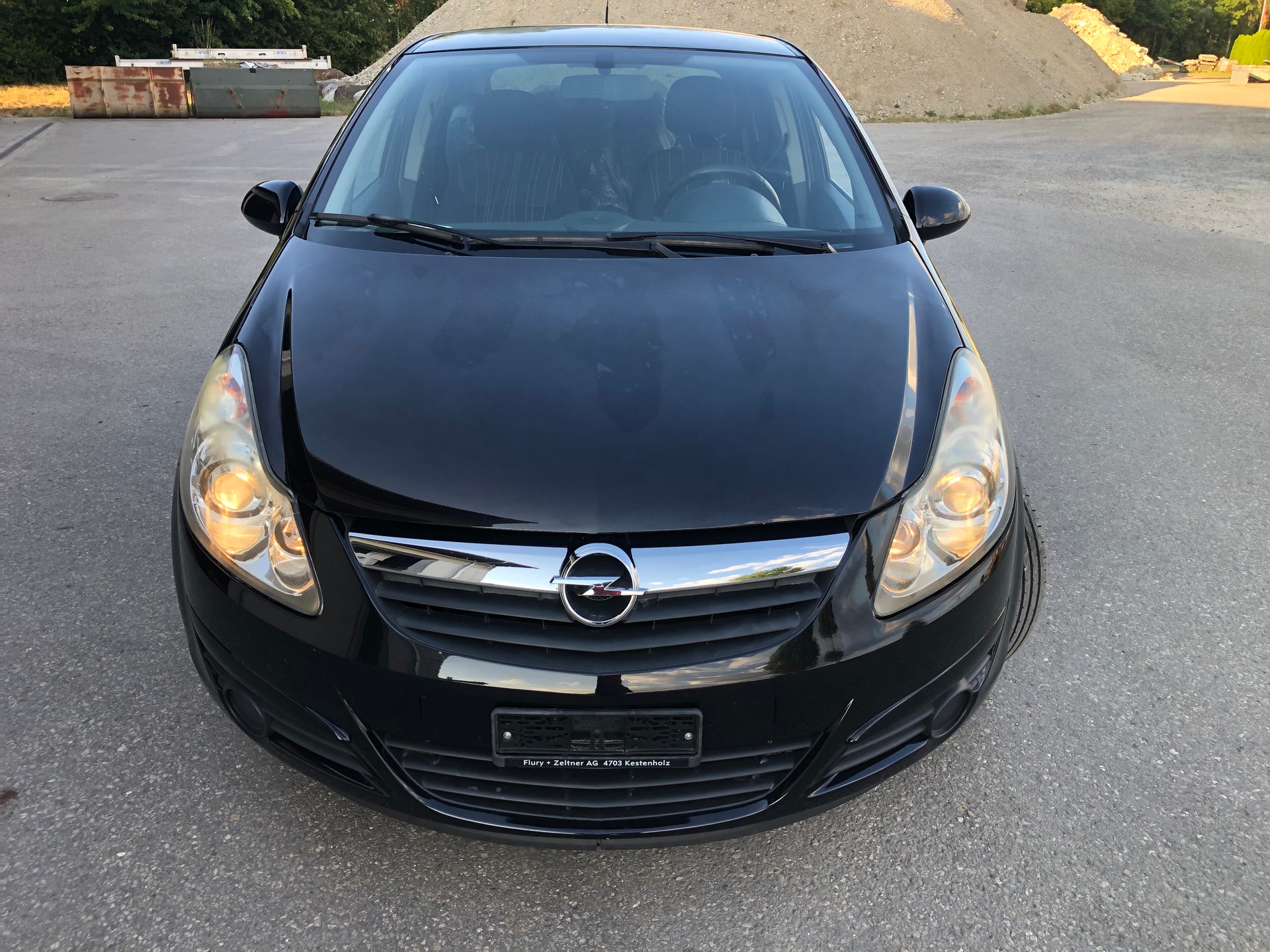 OPEL Corsa 1.4 TP Color Edition-image-0