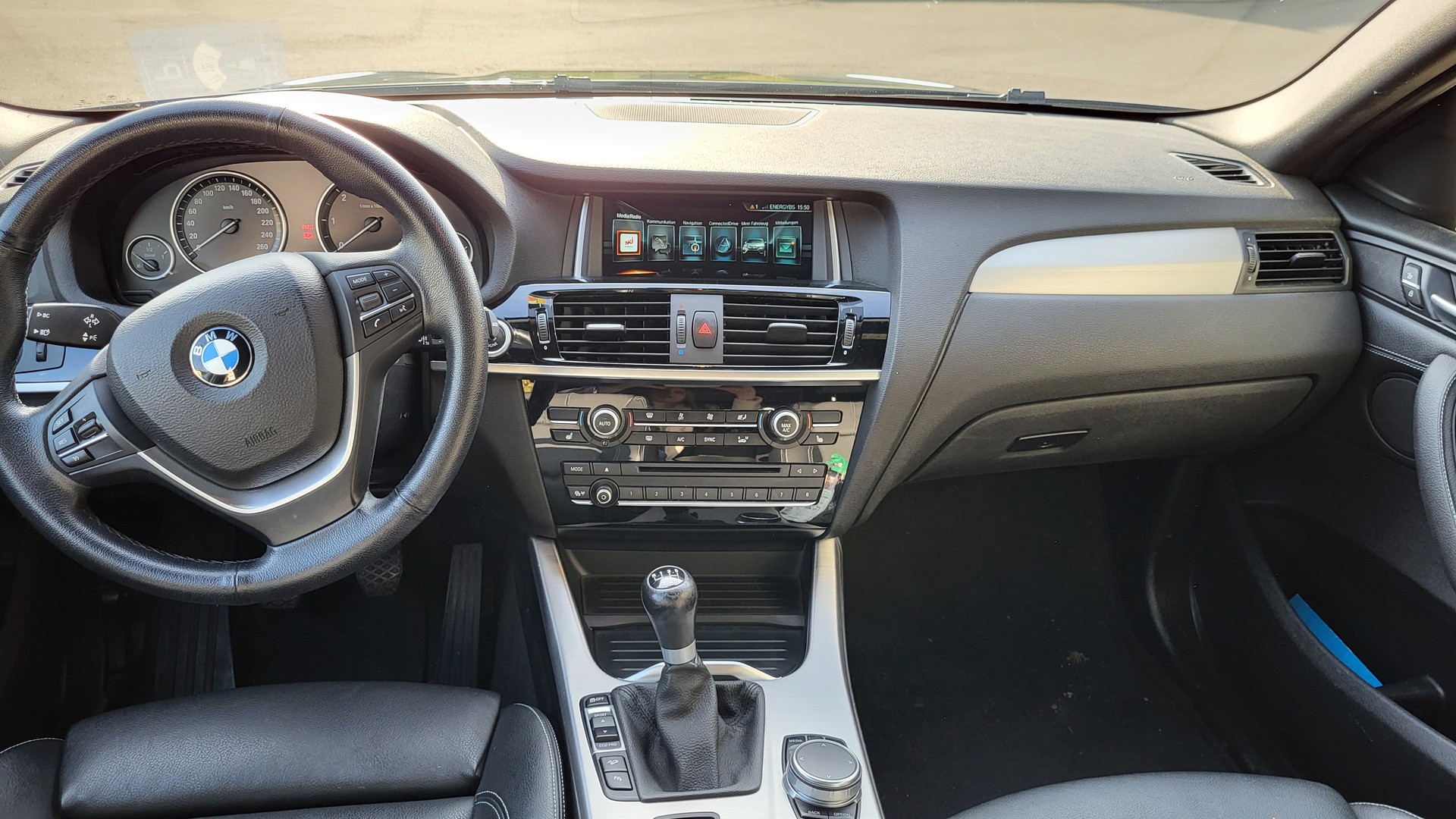 BMW 20d xDrive-image-4