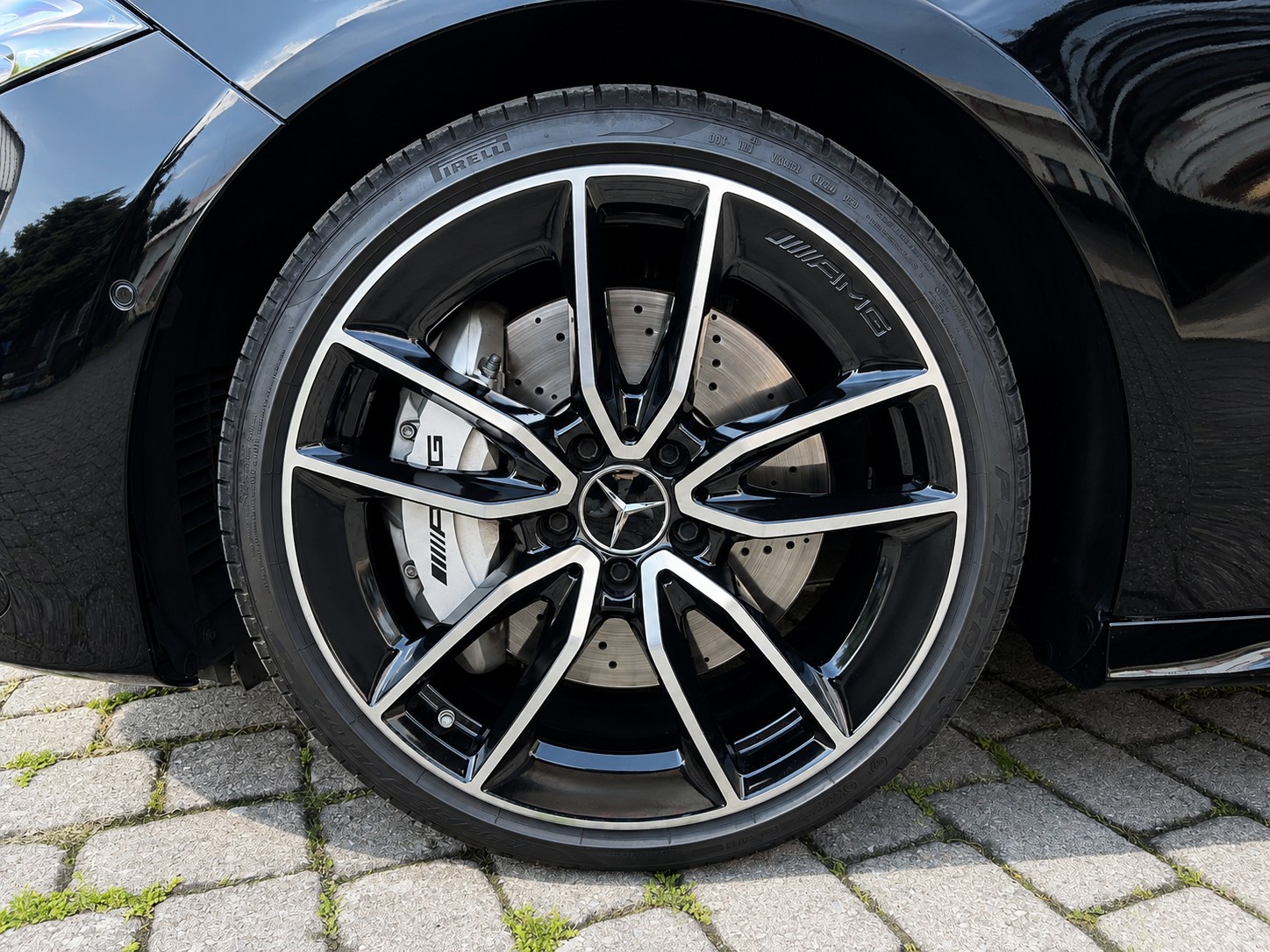 MERCEDES-BENZ A 35 AMG 4matic * CH FAHRZEUG-image-23