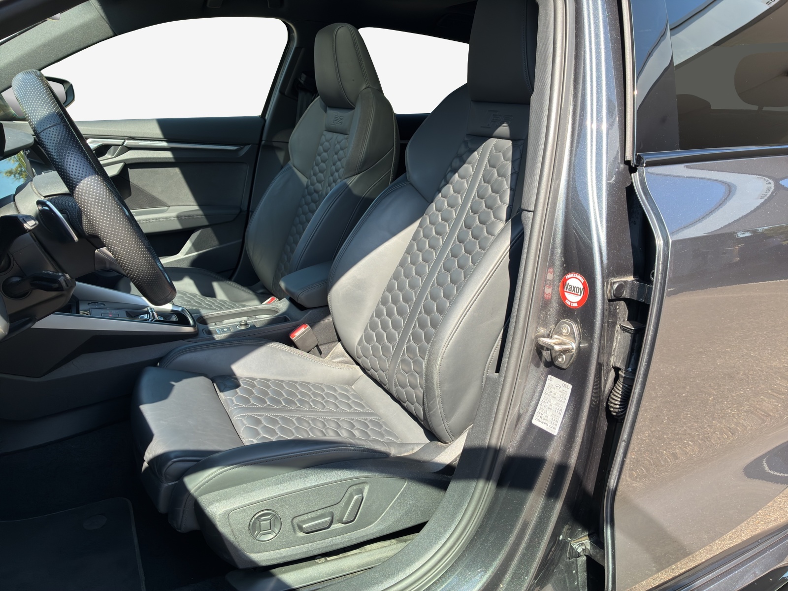 AUDI RS3 Sportback 2.5 TSI quattro S-tronic-image-7