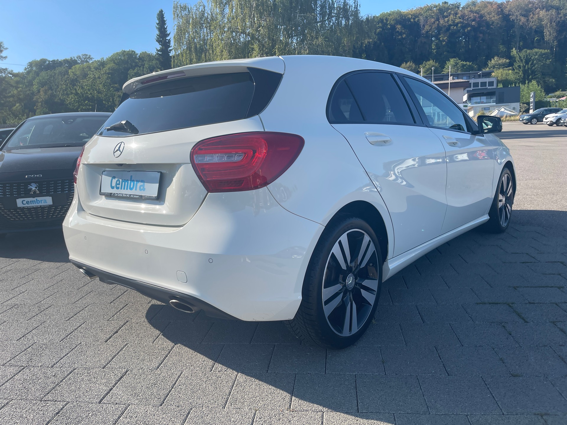 MERCEDES-BENZ A 200 Night Star 7G-DCT-image-3