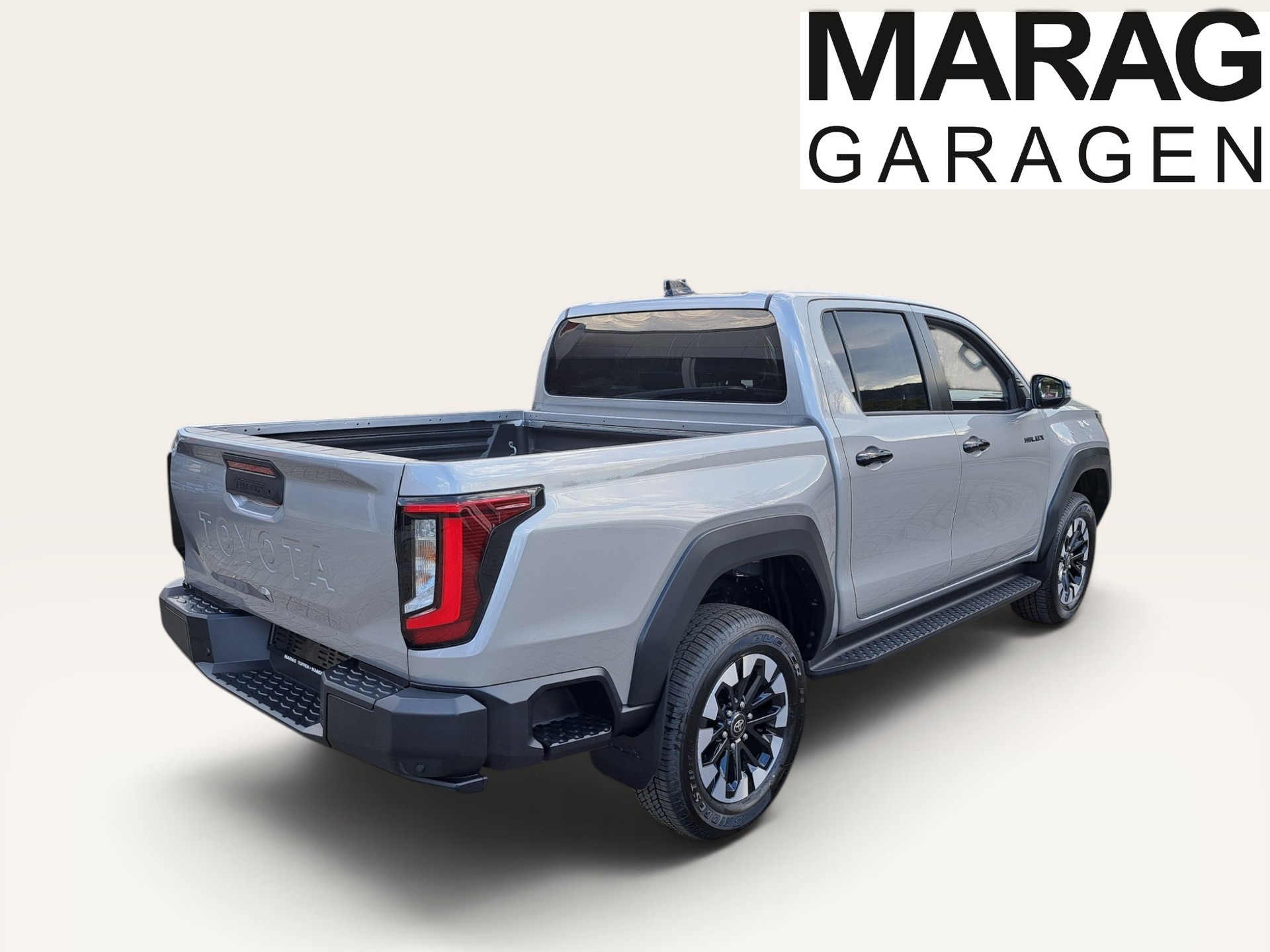 TOYOTA Hilux 2.8d MHEV Invincible Double Cab 4x4-image-6