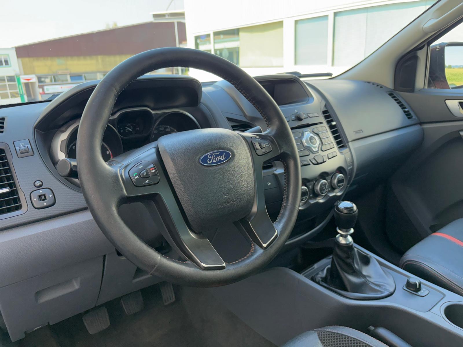 FORD Ranger Wildtrak 3.2 TDCi 4x4 MFK 01.2025 AHK 3350 KG-image-5