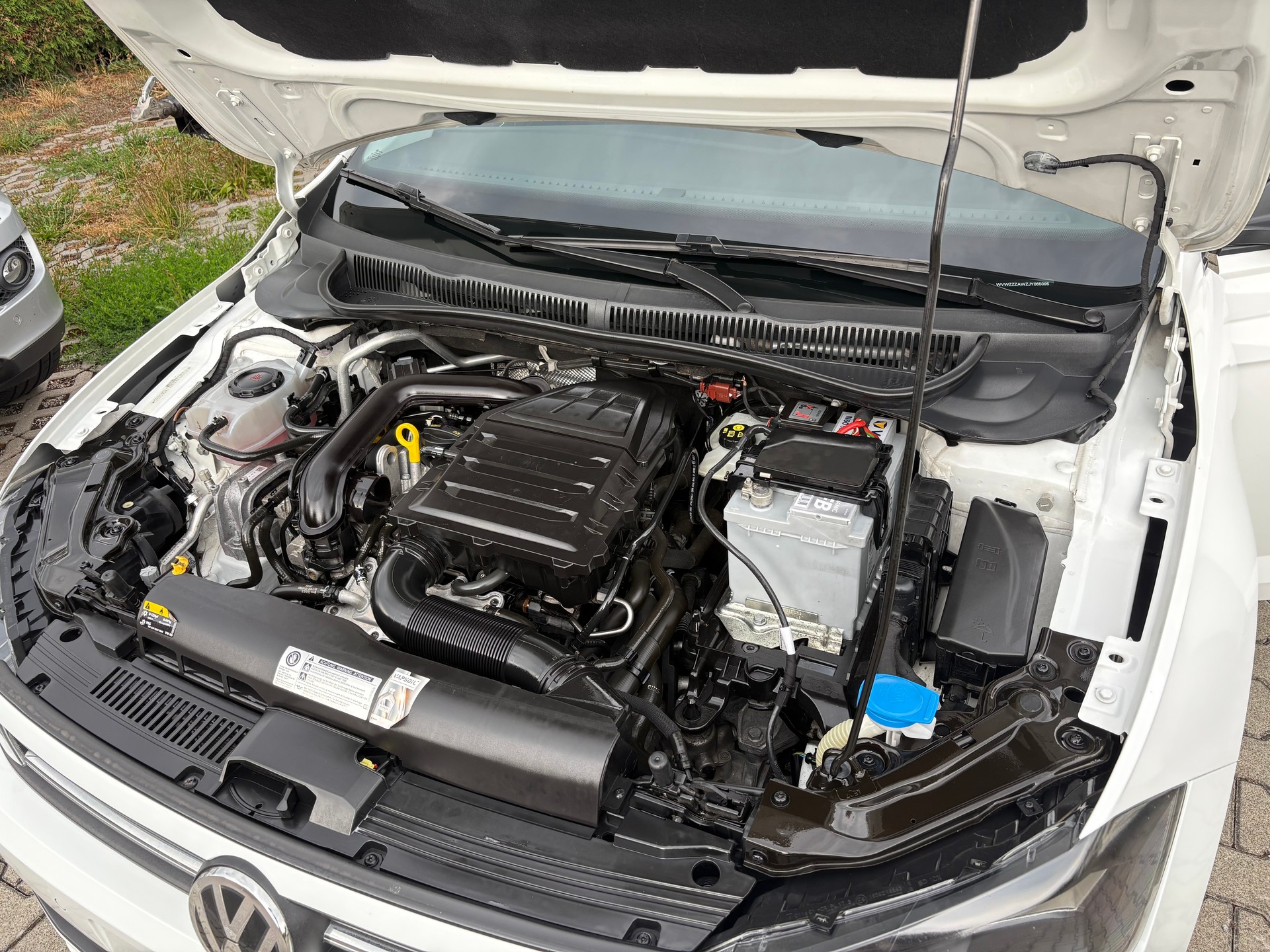 VW 1.0 TSI Comfortline-image-5