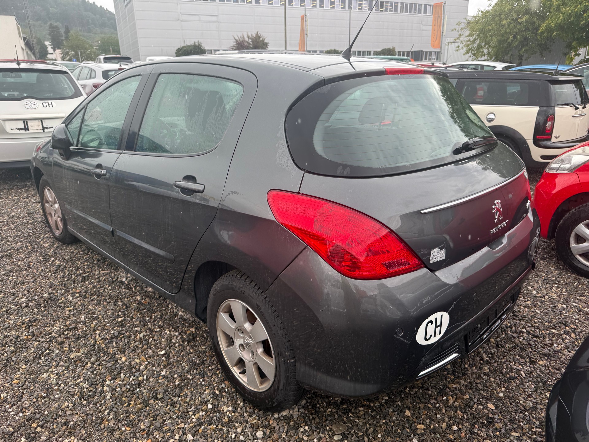 PEUGEOT 308 1.6 16V VTI Active Automatic-image-3