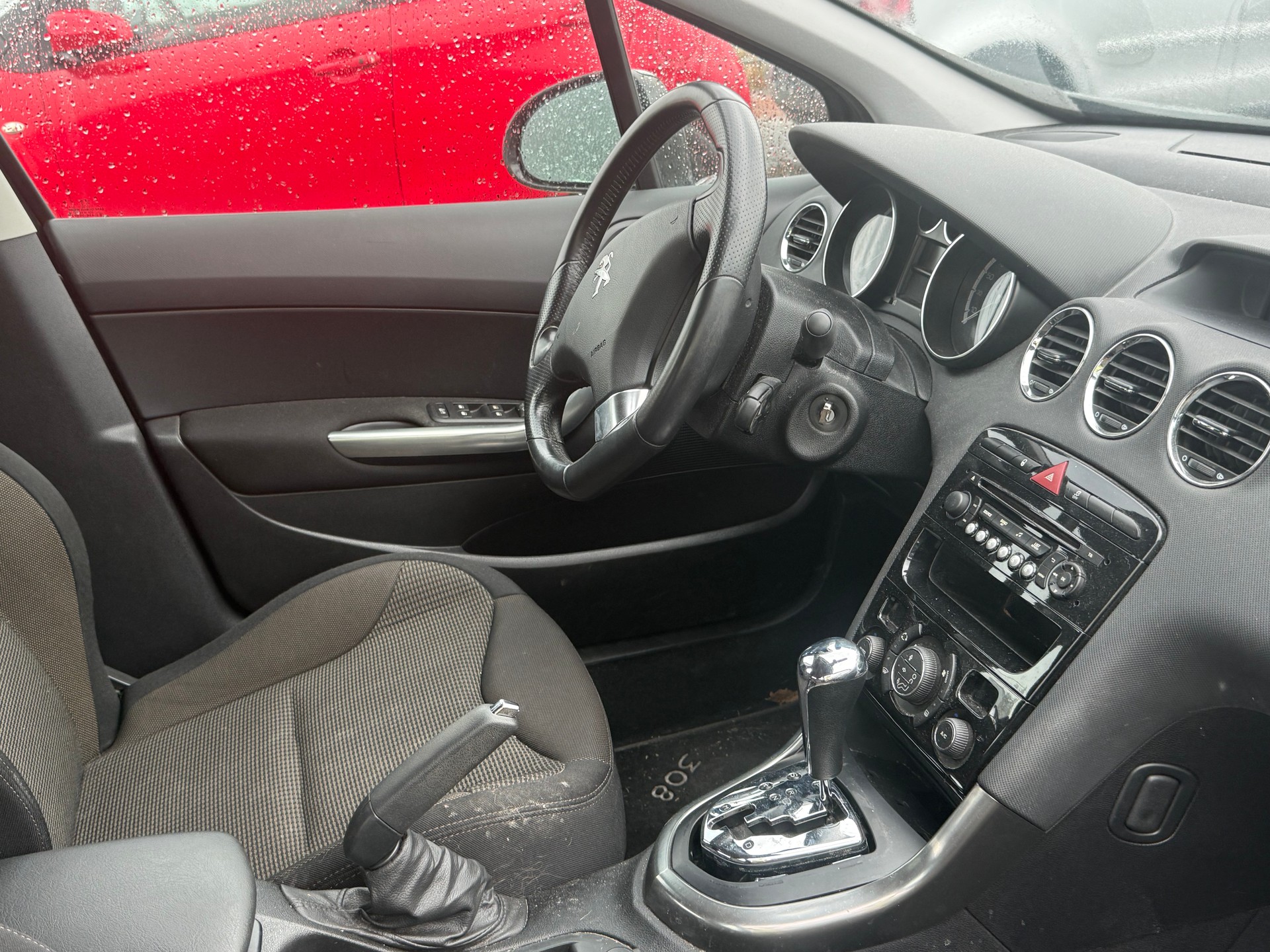 PEUGEOT 308 1.6 16V VTI Active Automatic-image-4