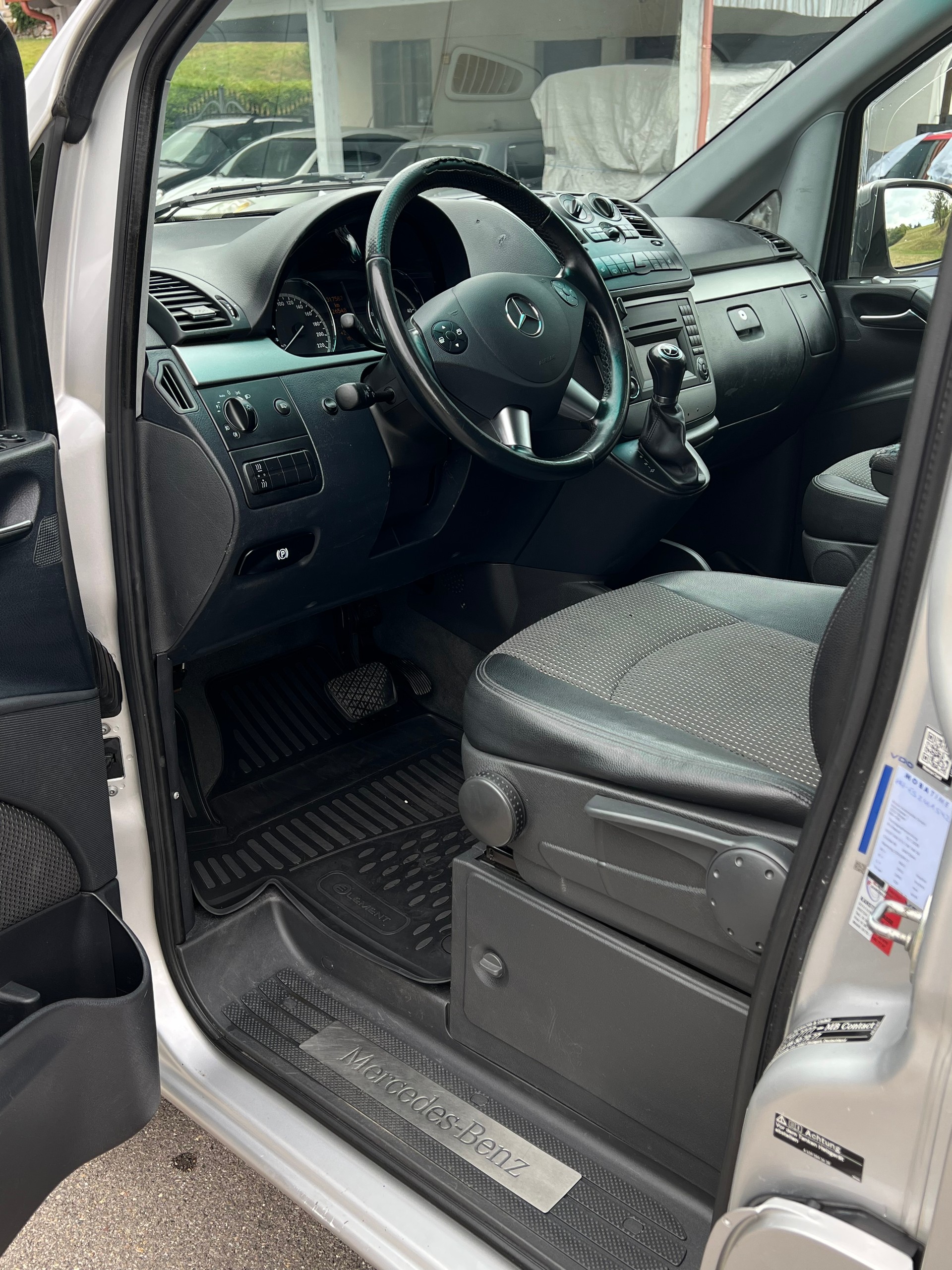 MERCEDES-BENZ Viano 2.2 CDI Blue Efficiency Trend L A-image-7