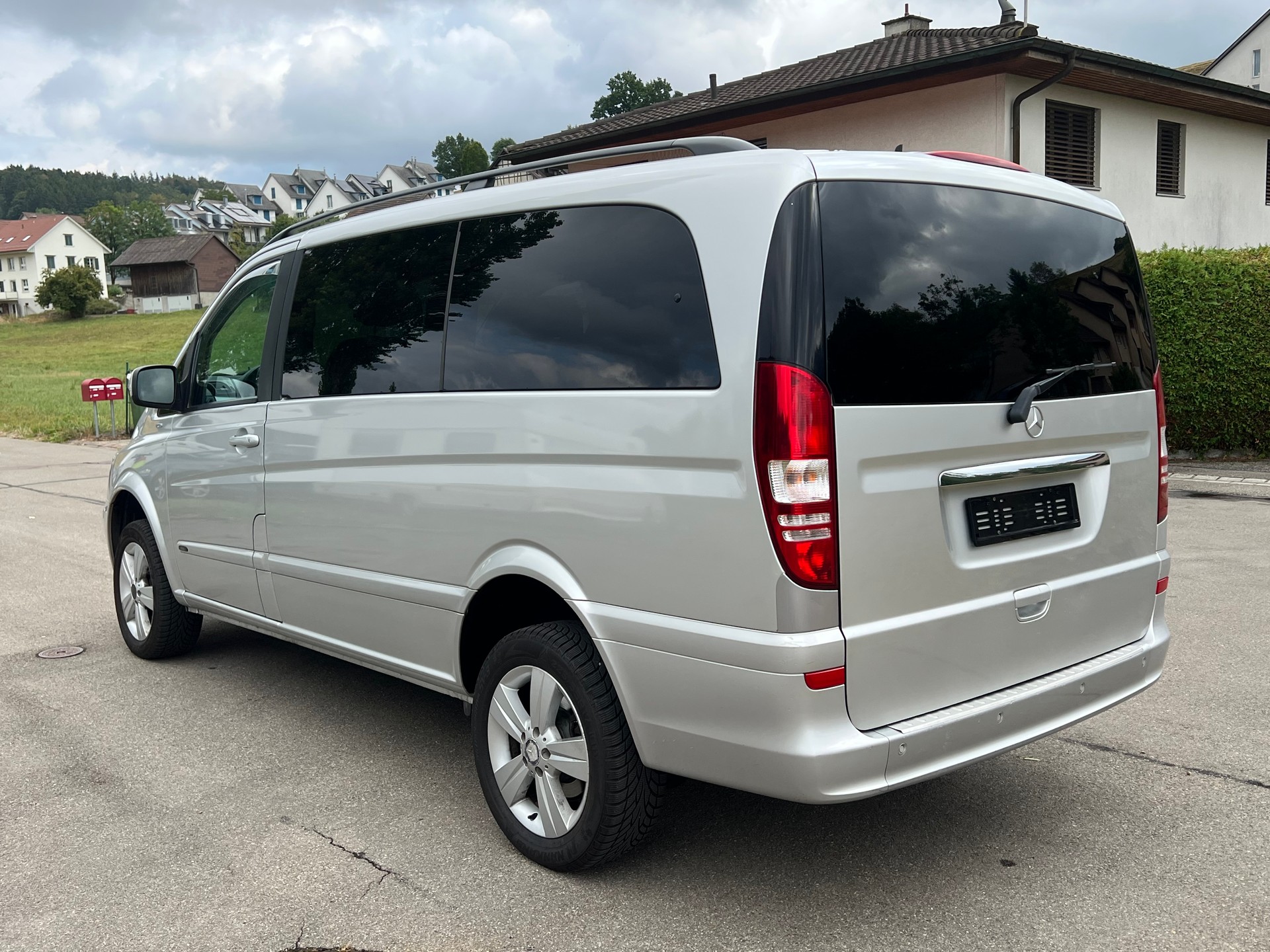 MERCEDES-BENZ Viano 2.2 CDI Blue Efficiency Trend L A-image-6
