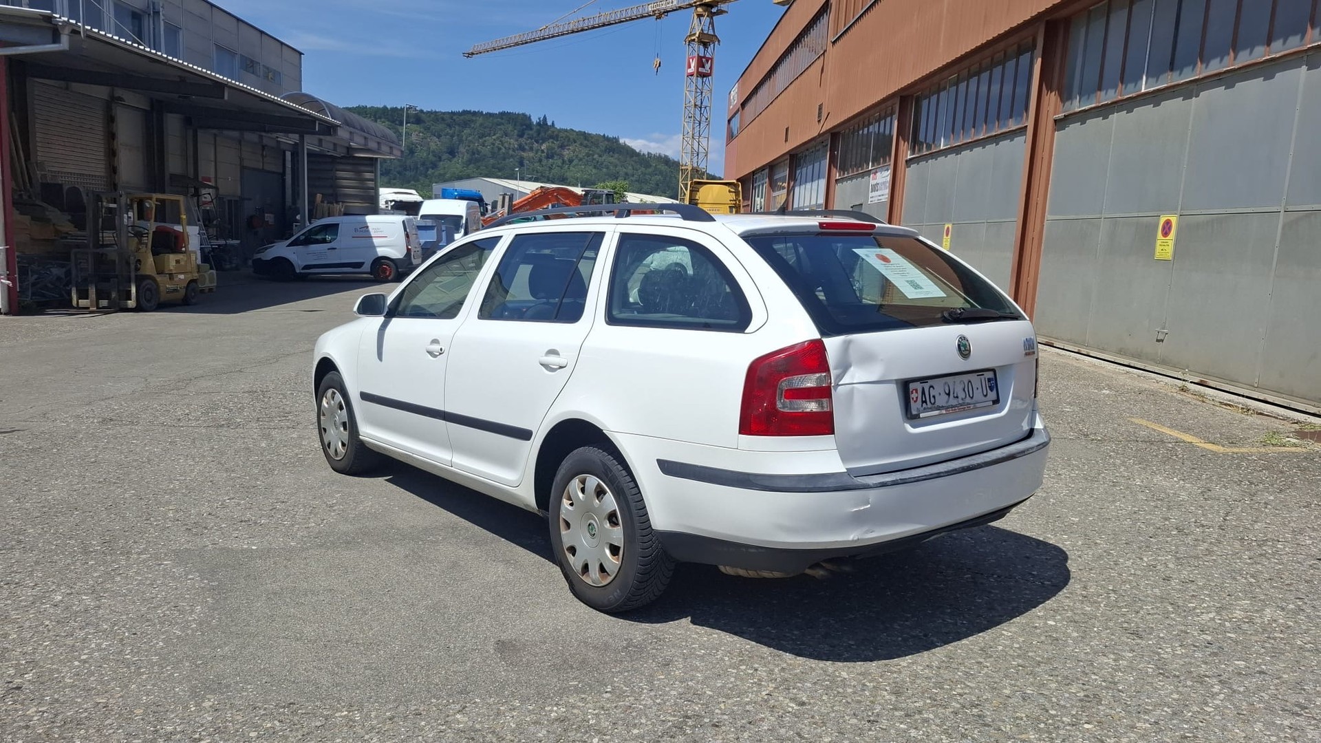 SKODA Octavia 1.9 TDI Adventure 4x4-image-4