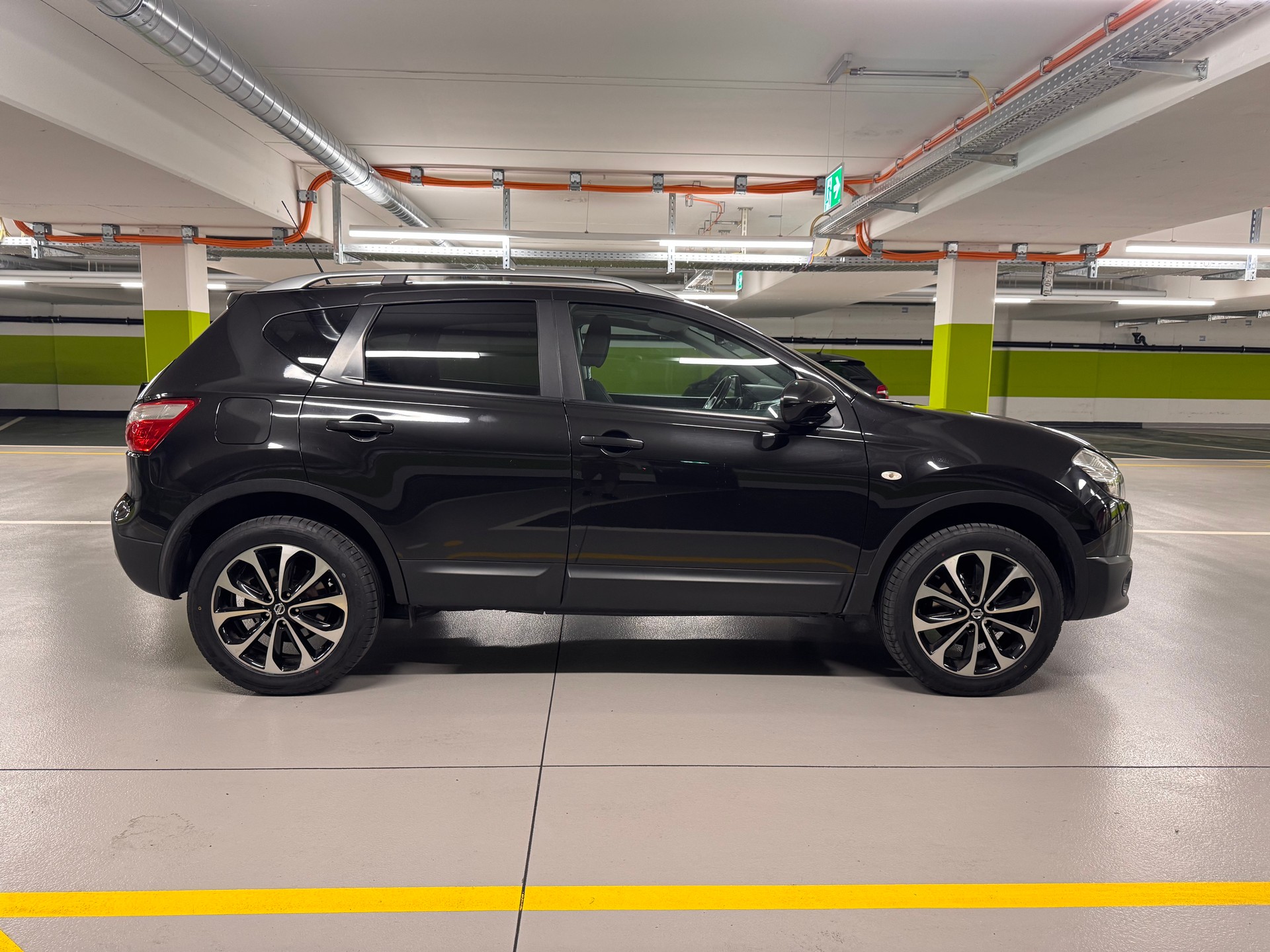 NISSAN Qashqai 2.0 4WD acenta-image-3
