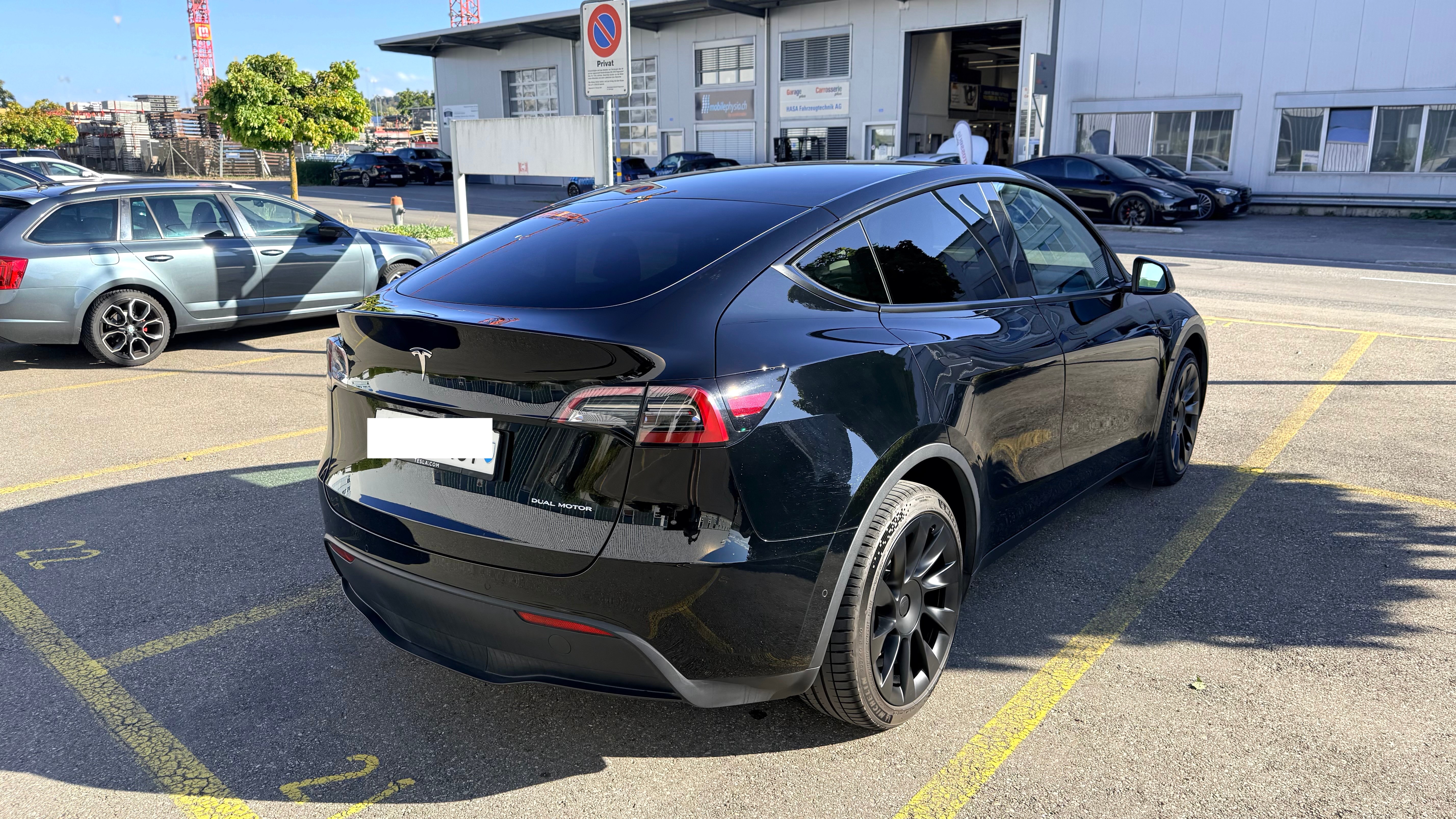 Car photo