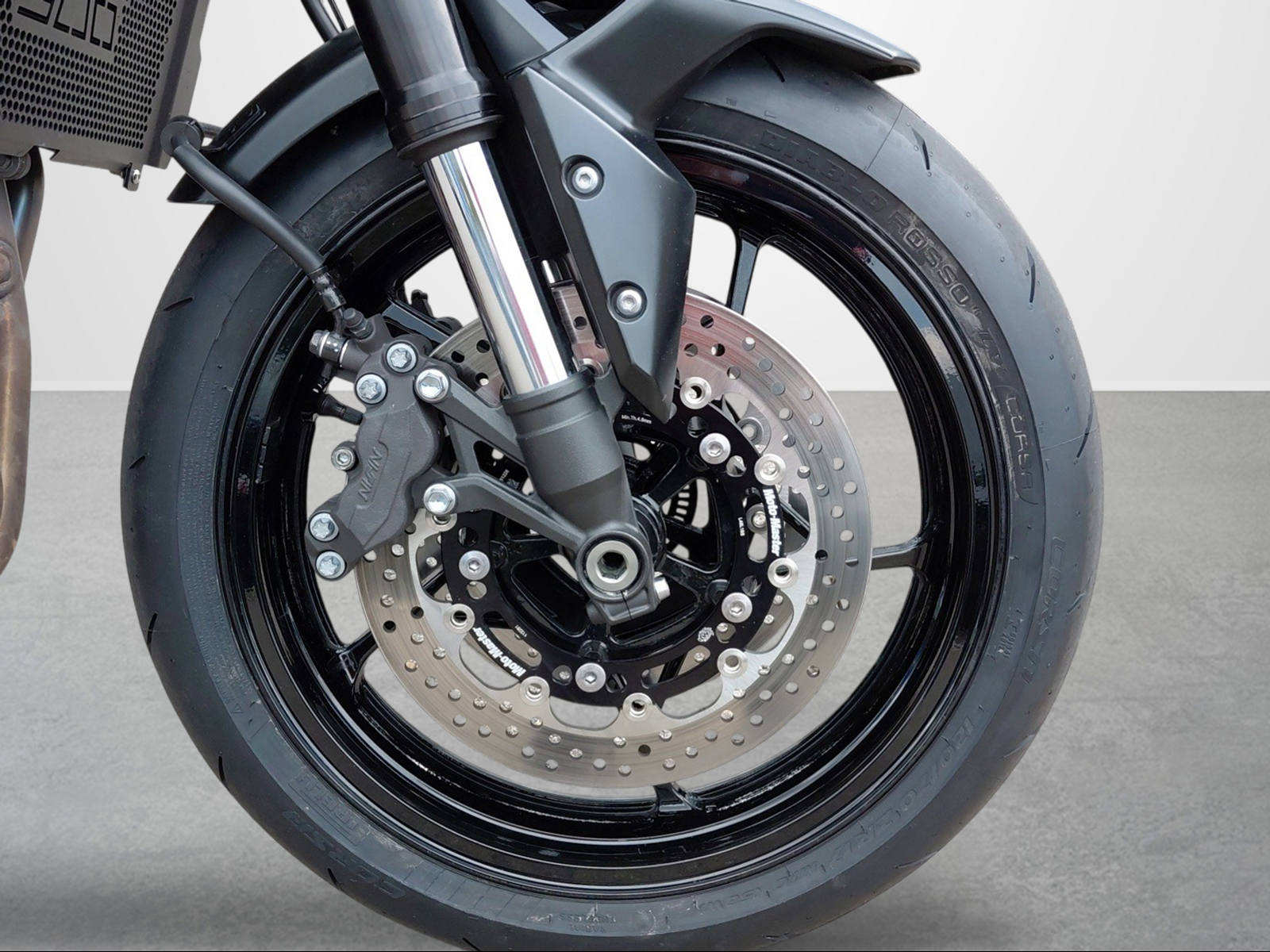KAWASAKI Z 900 (70kW)-showroom-element-2