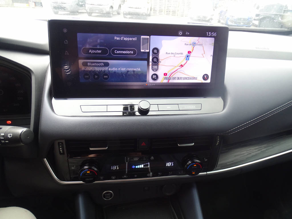 NISSAN Qashqai 1.3 DIG-T 158 Tekna+ 4x4-image-10
