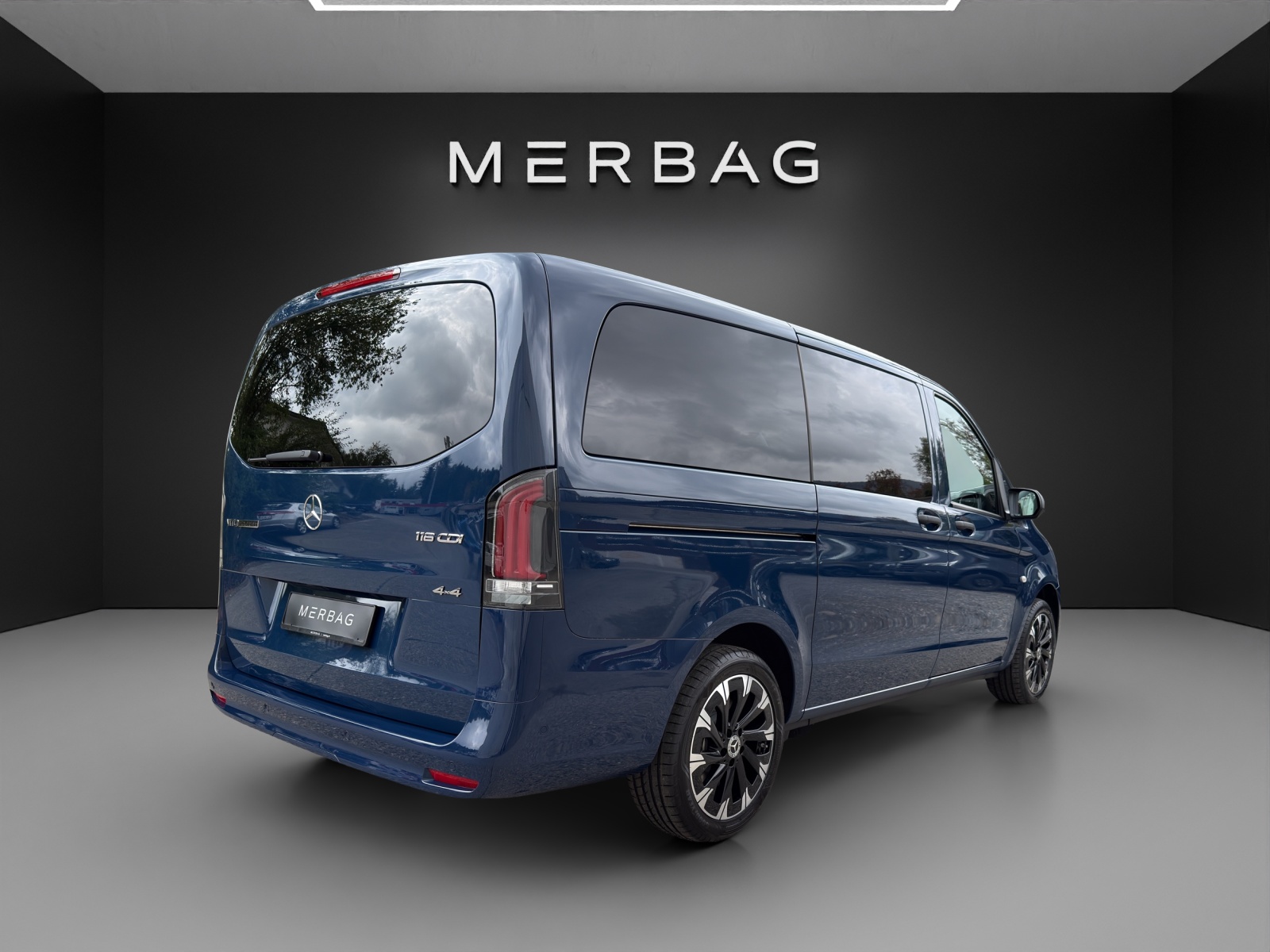 MERCEDES-BENZ Vito 116 CDI Tourer Select L Family 4x4-image-5