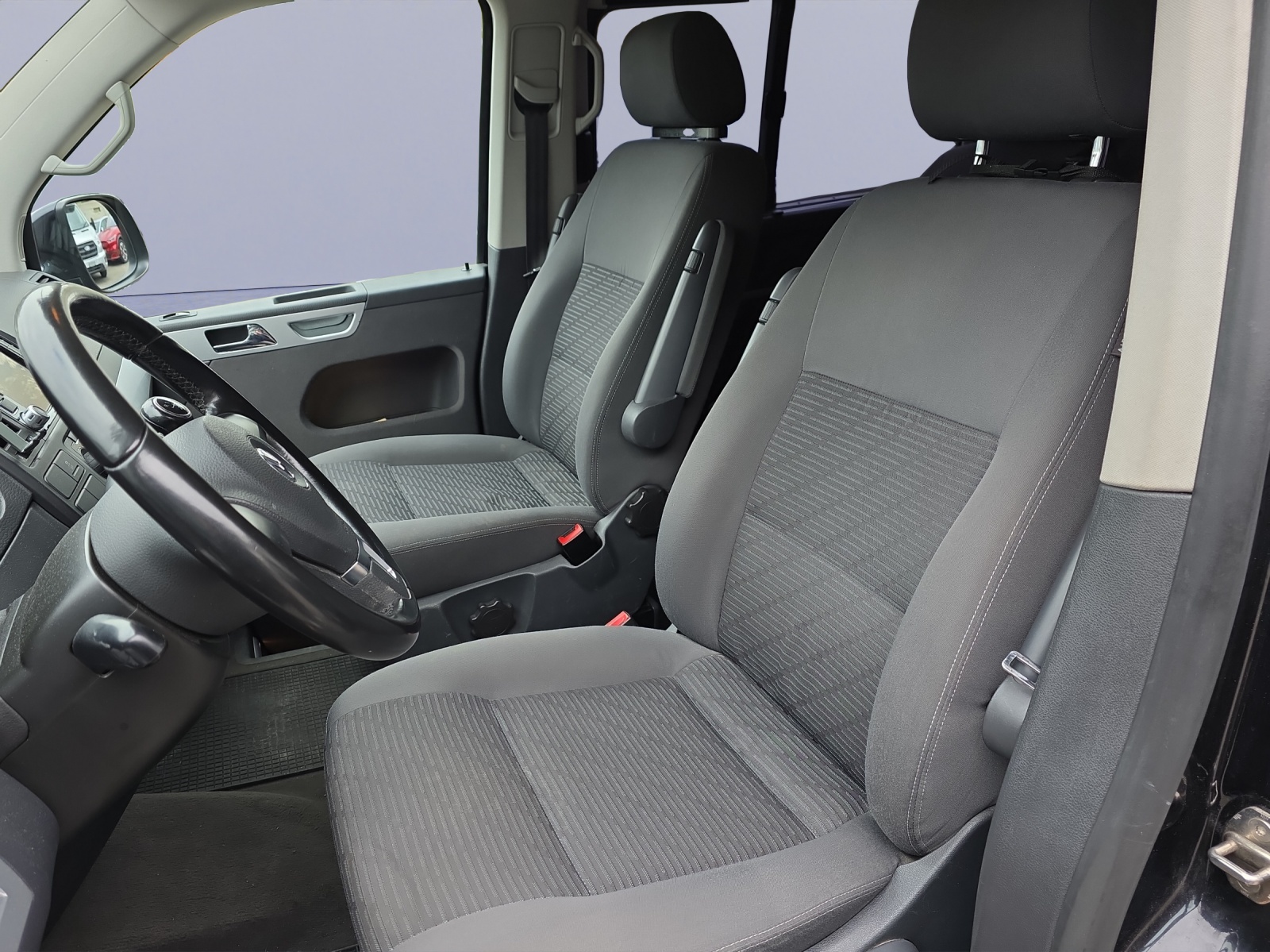 VW T5 Multivan 2.0 TDI 140 Comfortl. 4motion-image-8
