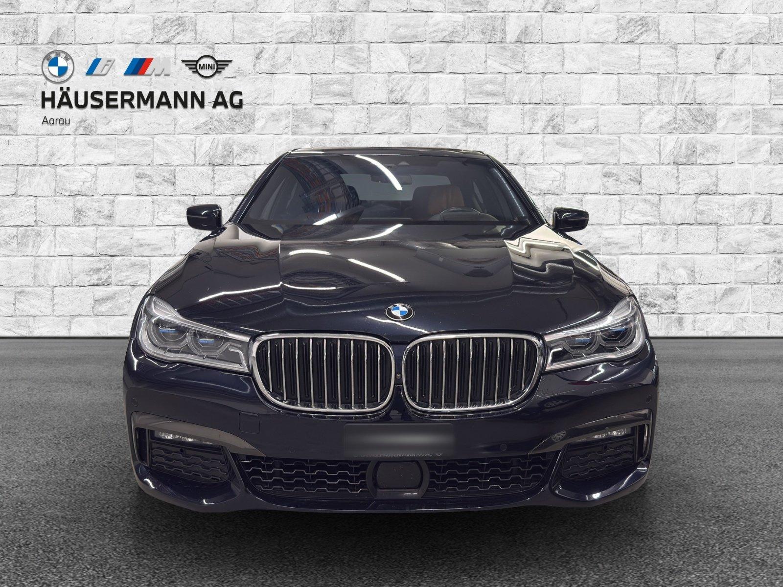 BMW 740d xDrive-showroom-element-1