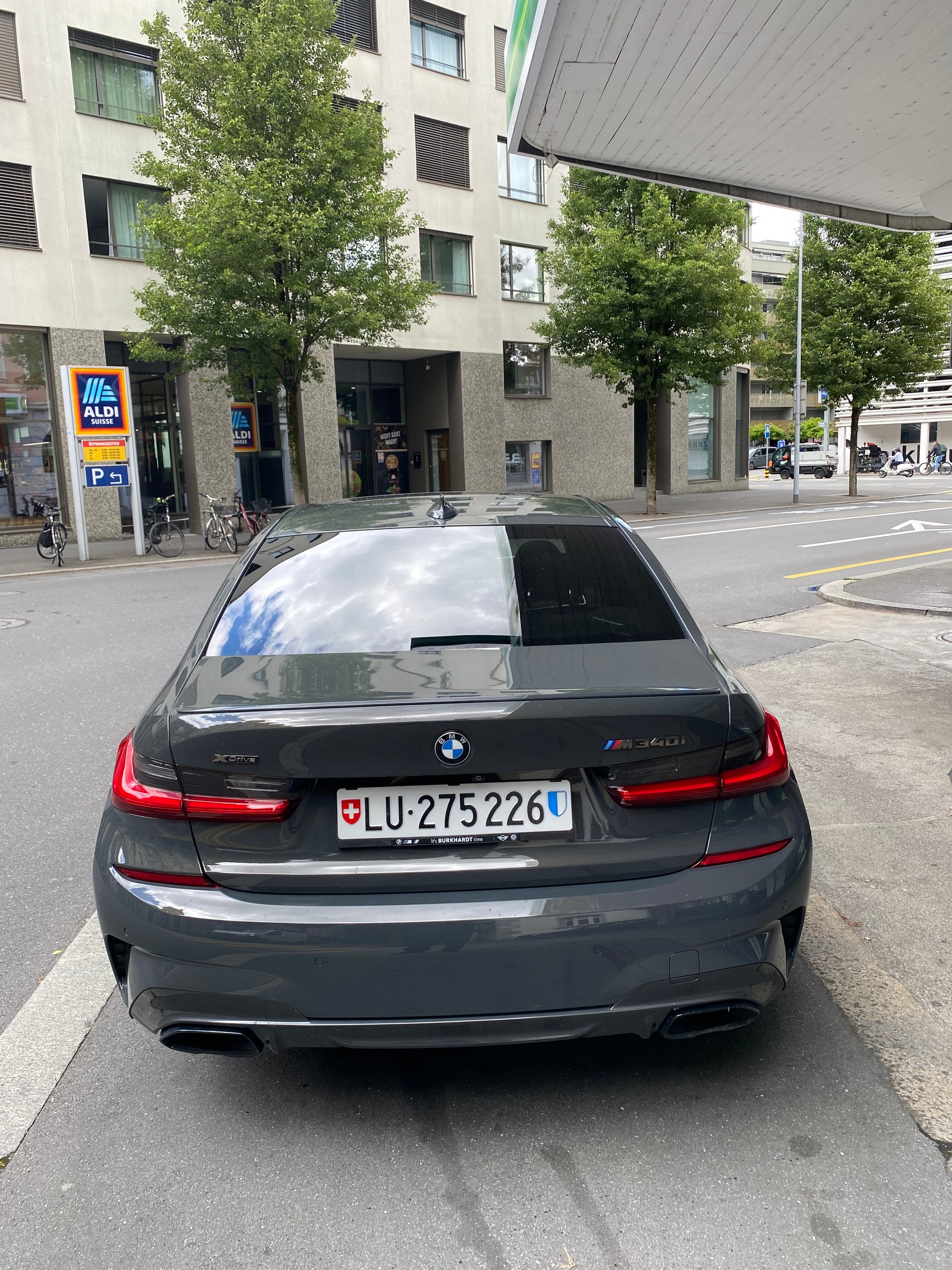 BMW M340i xDrive Steptronic-image-5