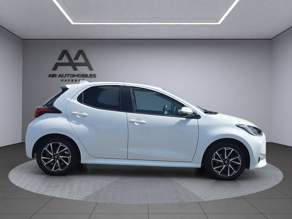 TOYOTA Yaris 1.5 VVT-iE Trend-image-8