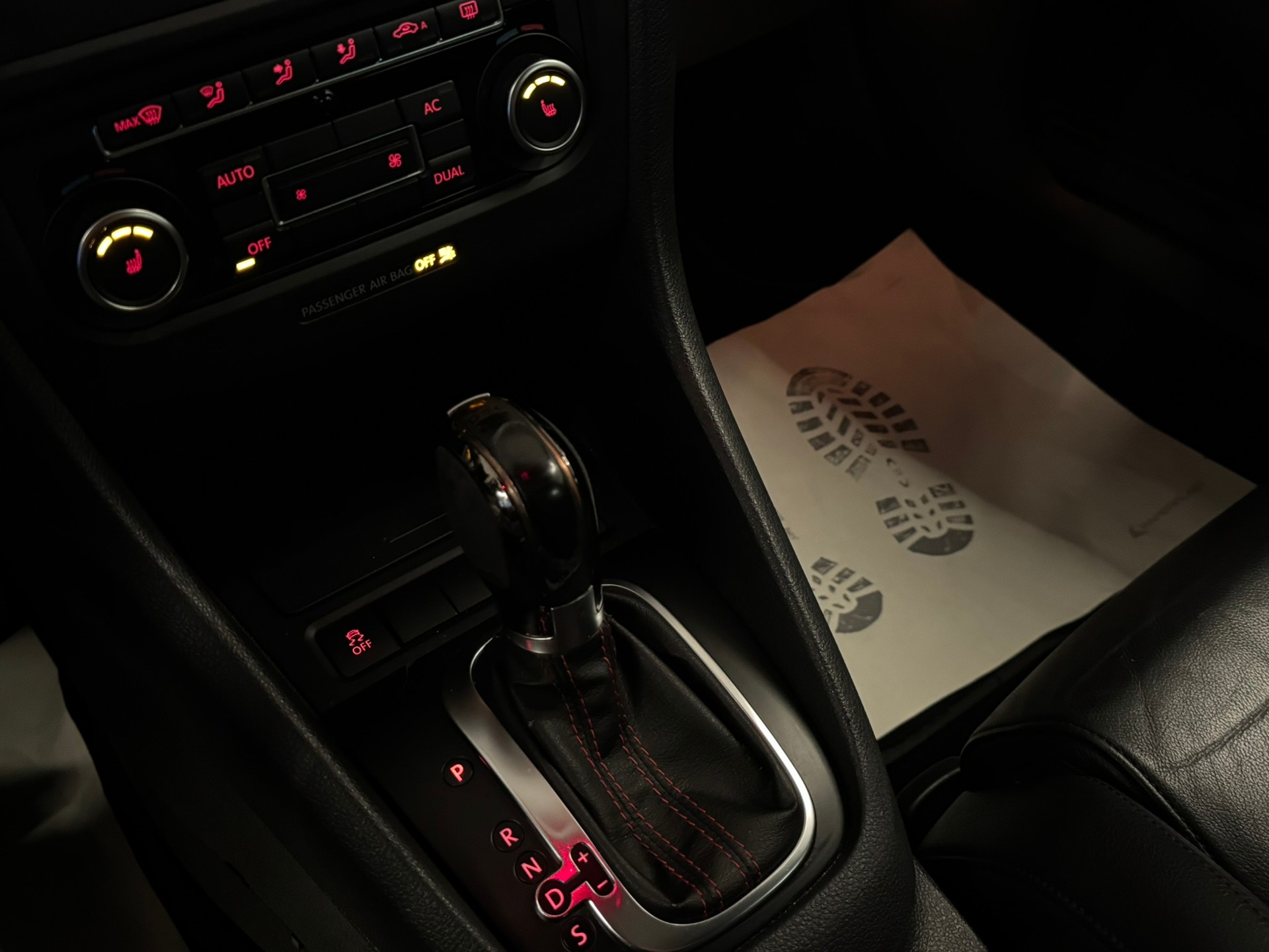 VW Golf 2.0 TSI GTI DSG-image-17