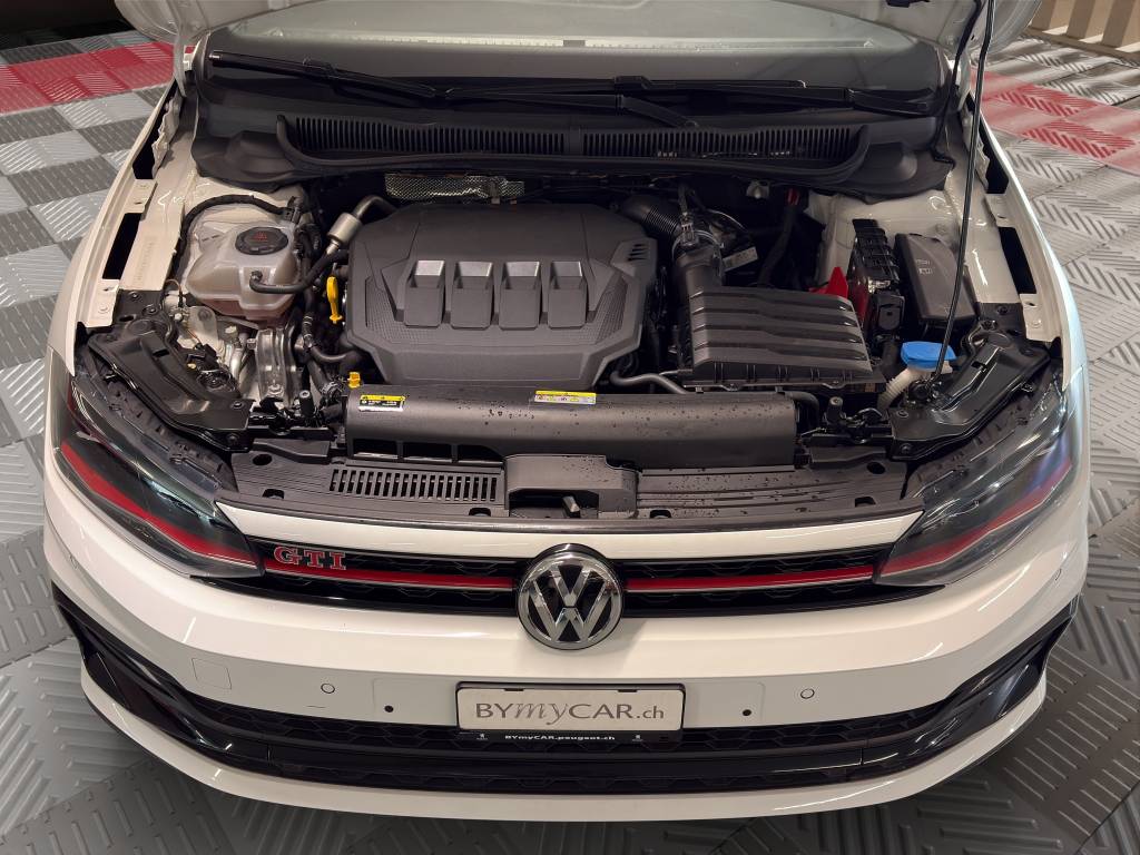 VW Polo 2.0 TSI GTI DSG-image-10