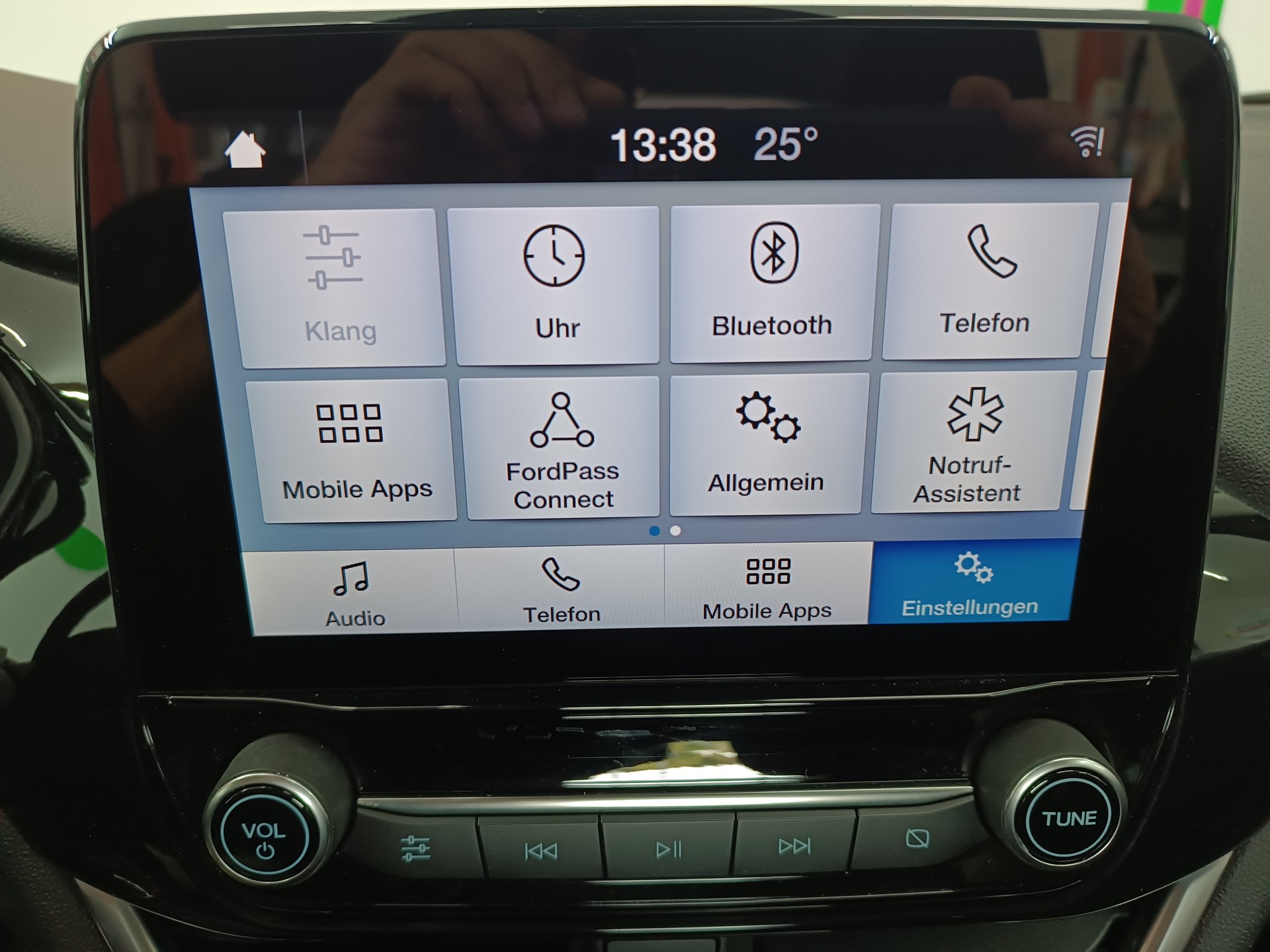 FORD Fiesta 1.0 SCTi Cool & Connect-image-10