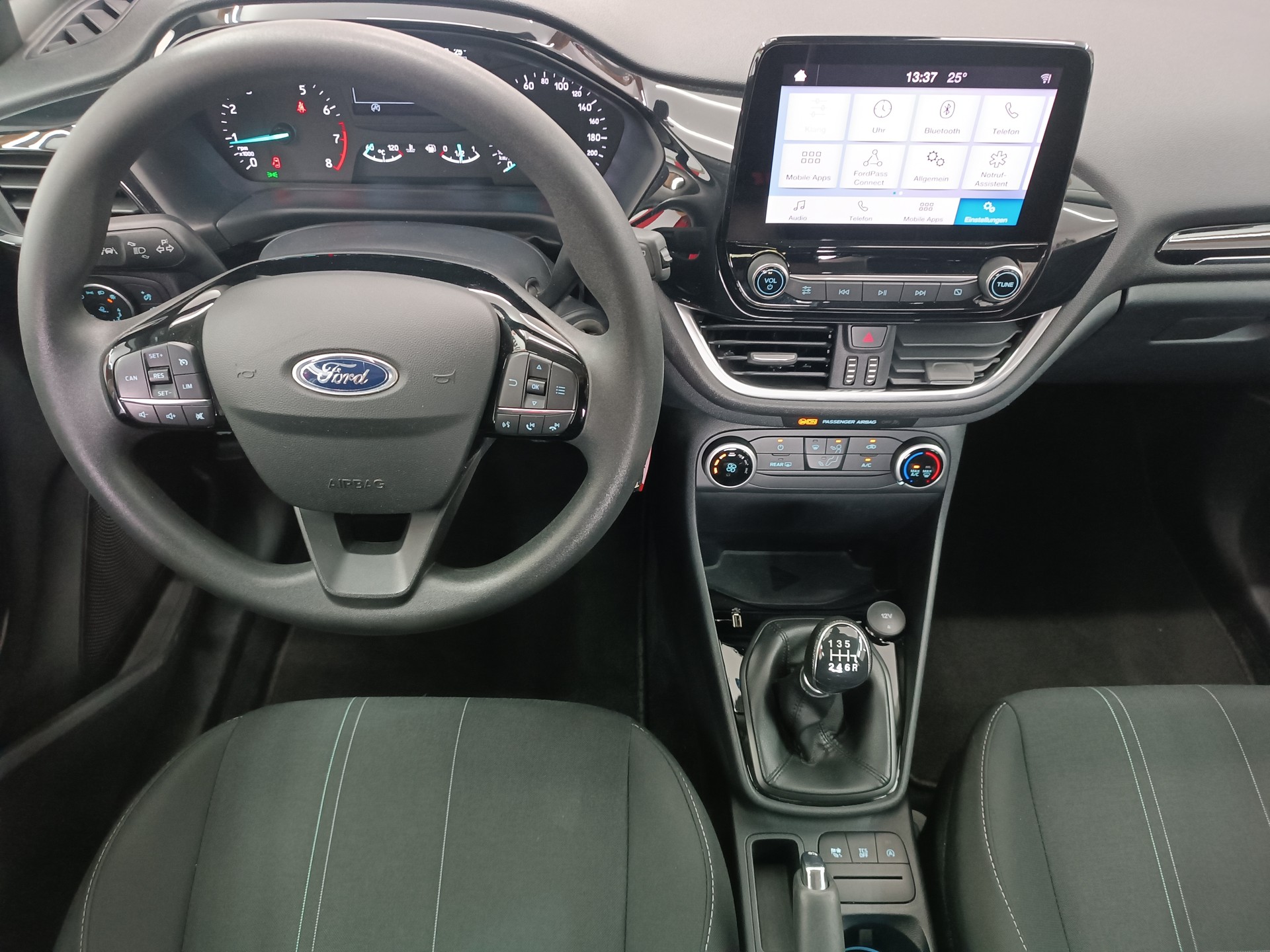 FORD Fiesta 1.0 SCTi Cool & Connect-image-8
