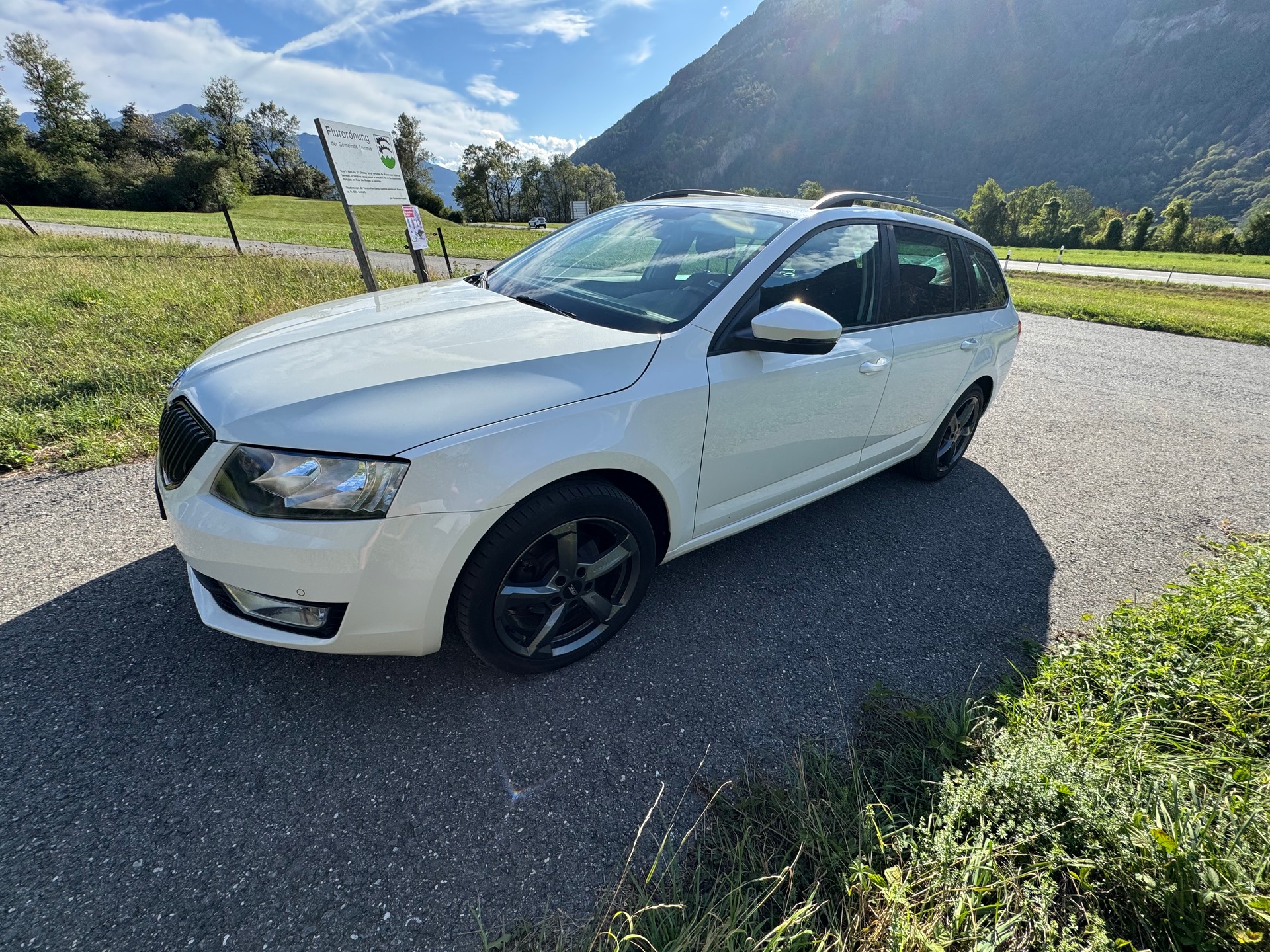 SKODA Octavia 1.6 TDI 110 Ambition 4x4-image-1